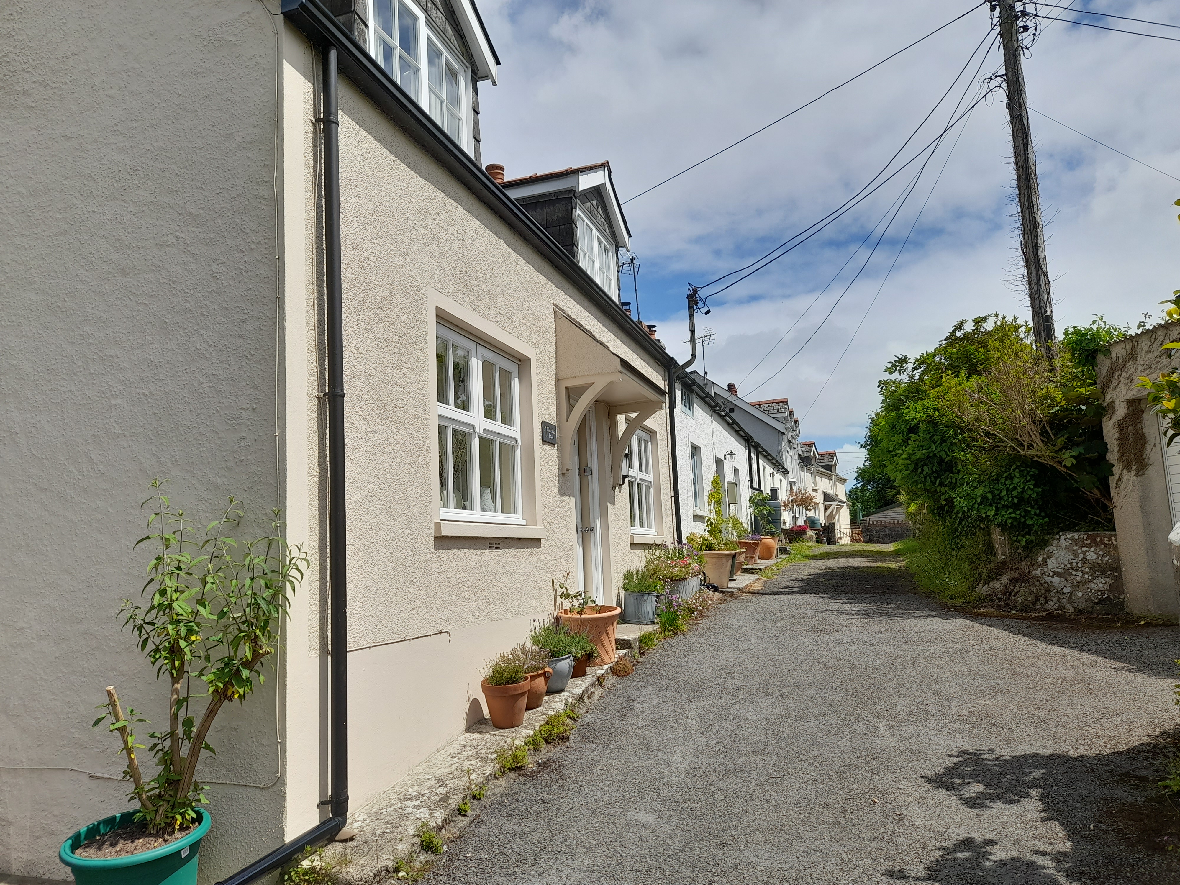1 Cheriton Row