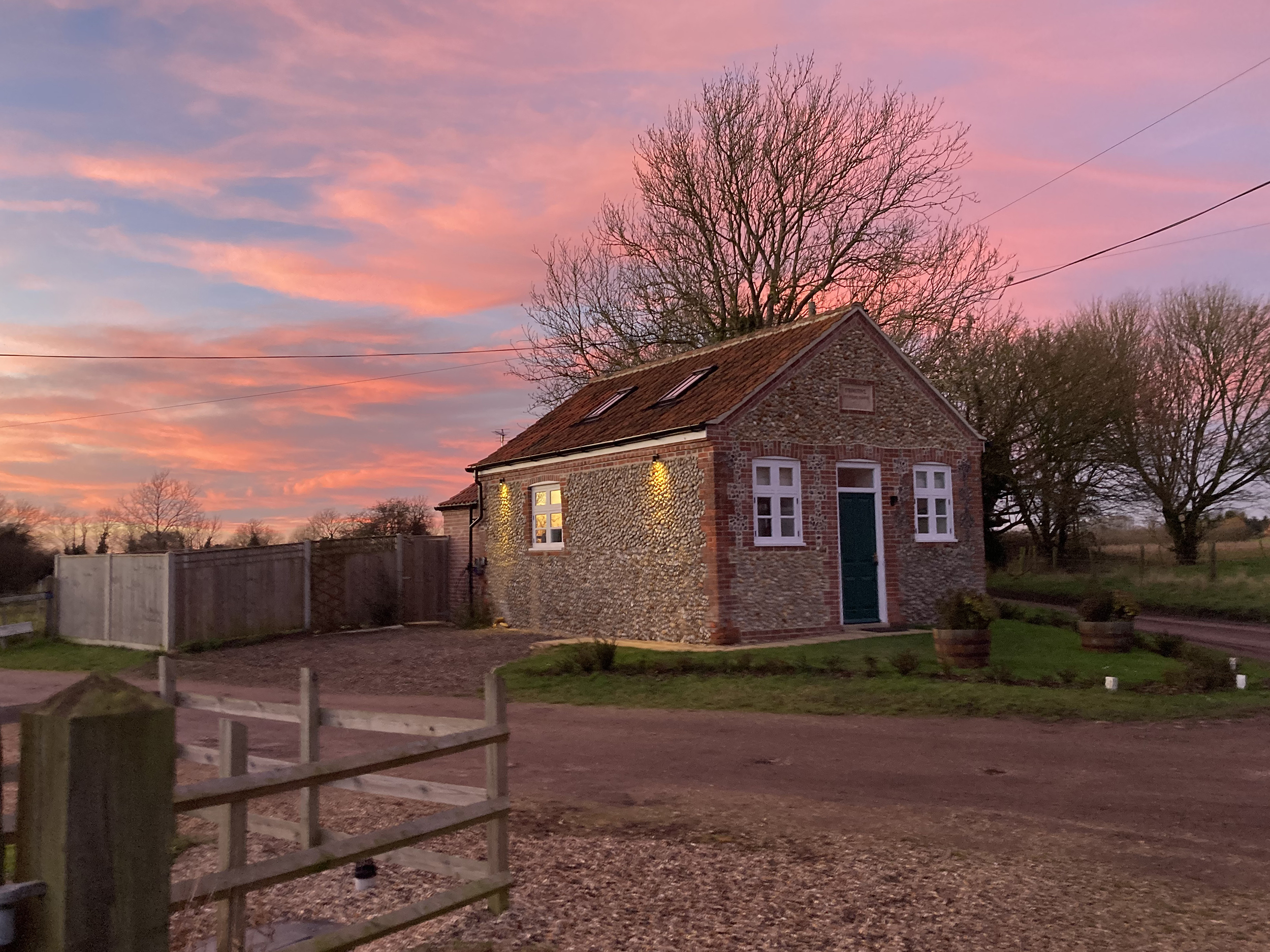 Wensum Spring - Dog friendly holiday cottage in Fakenham, East Anglia