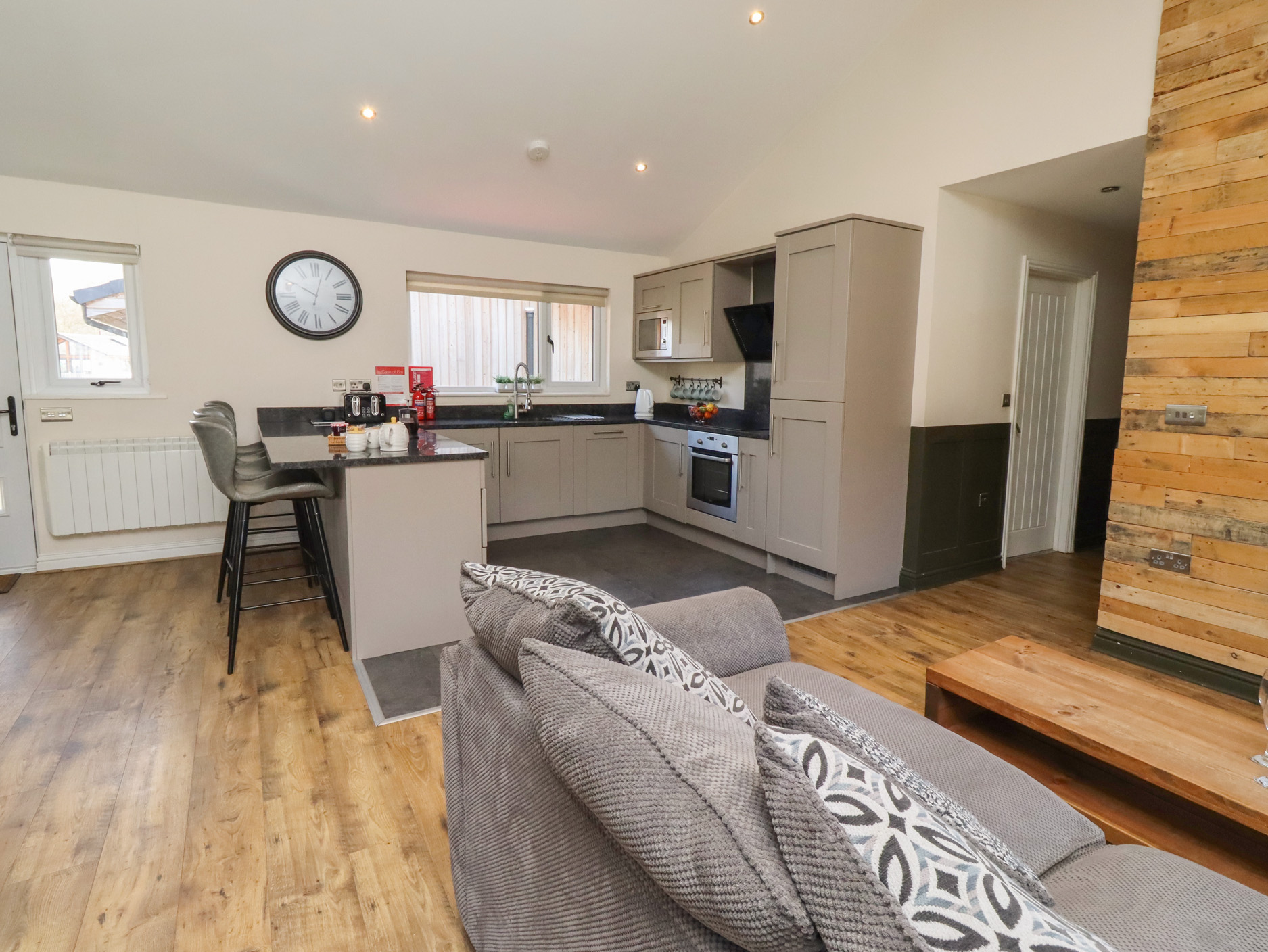 Property image 11 for SC1046578