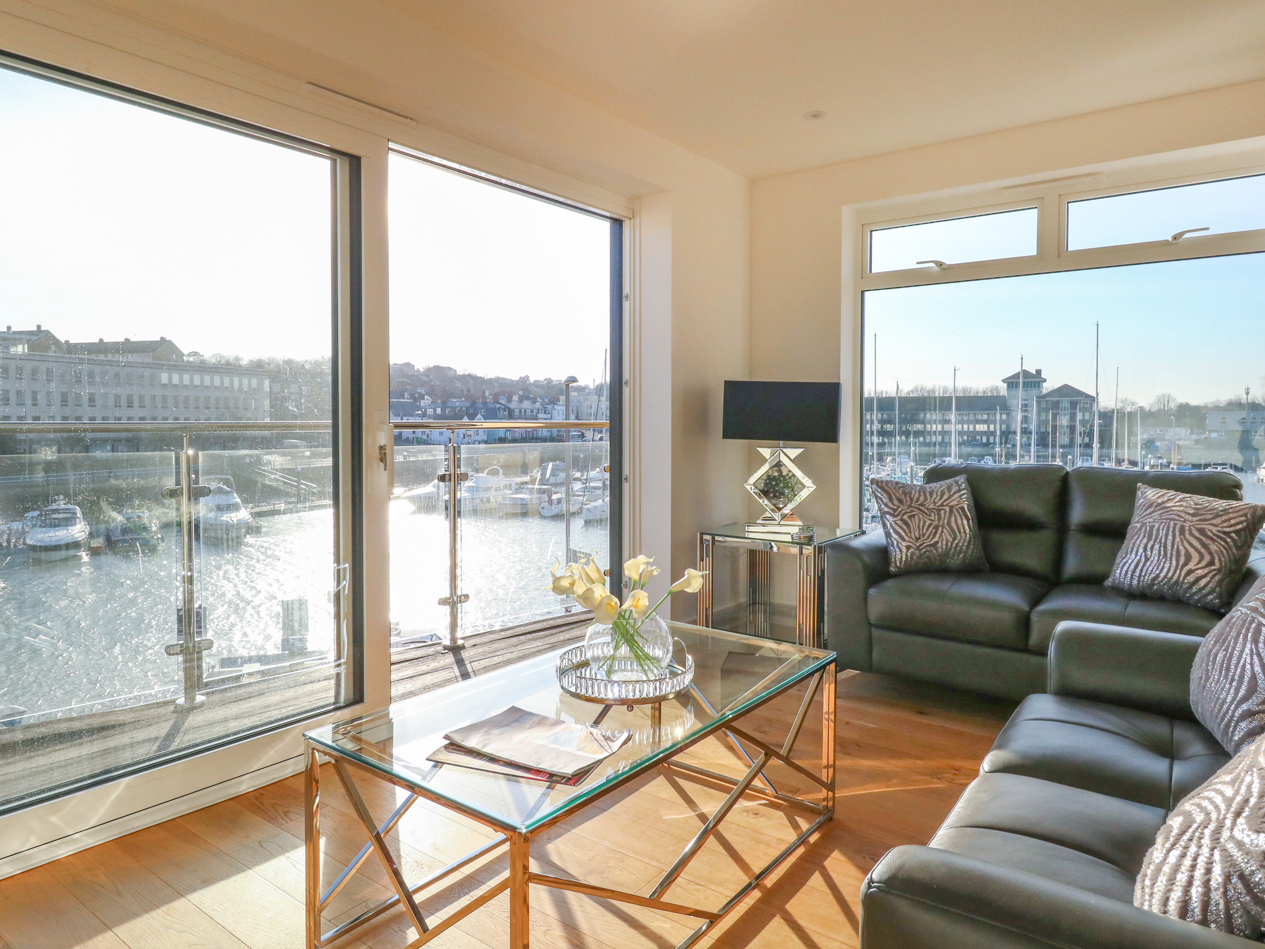 Harbourside Haven Apartment 3