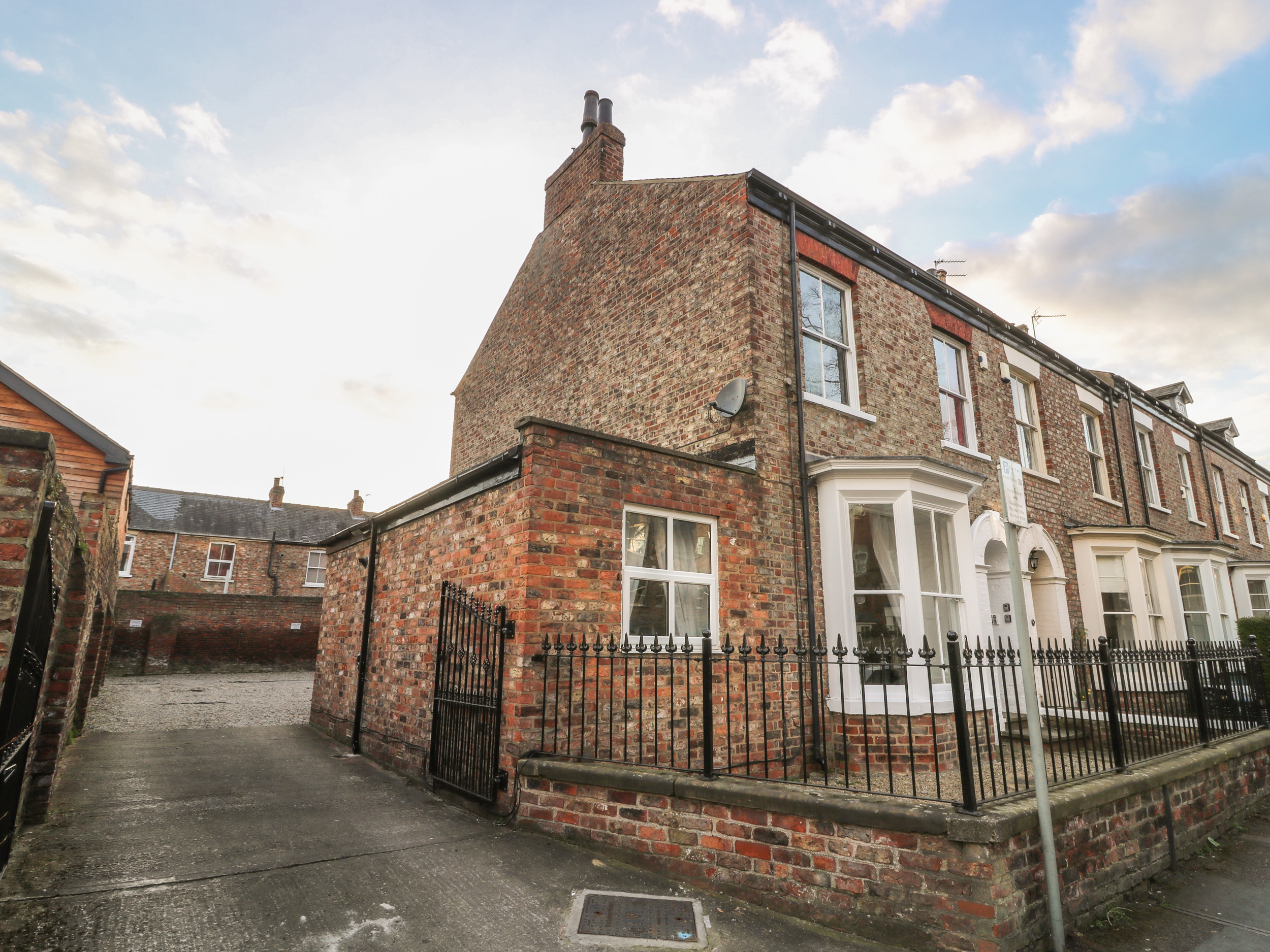 York Holiday Cottages Cottages.co