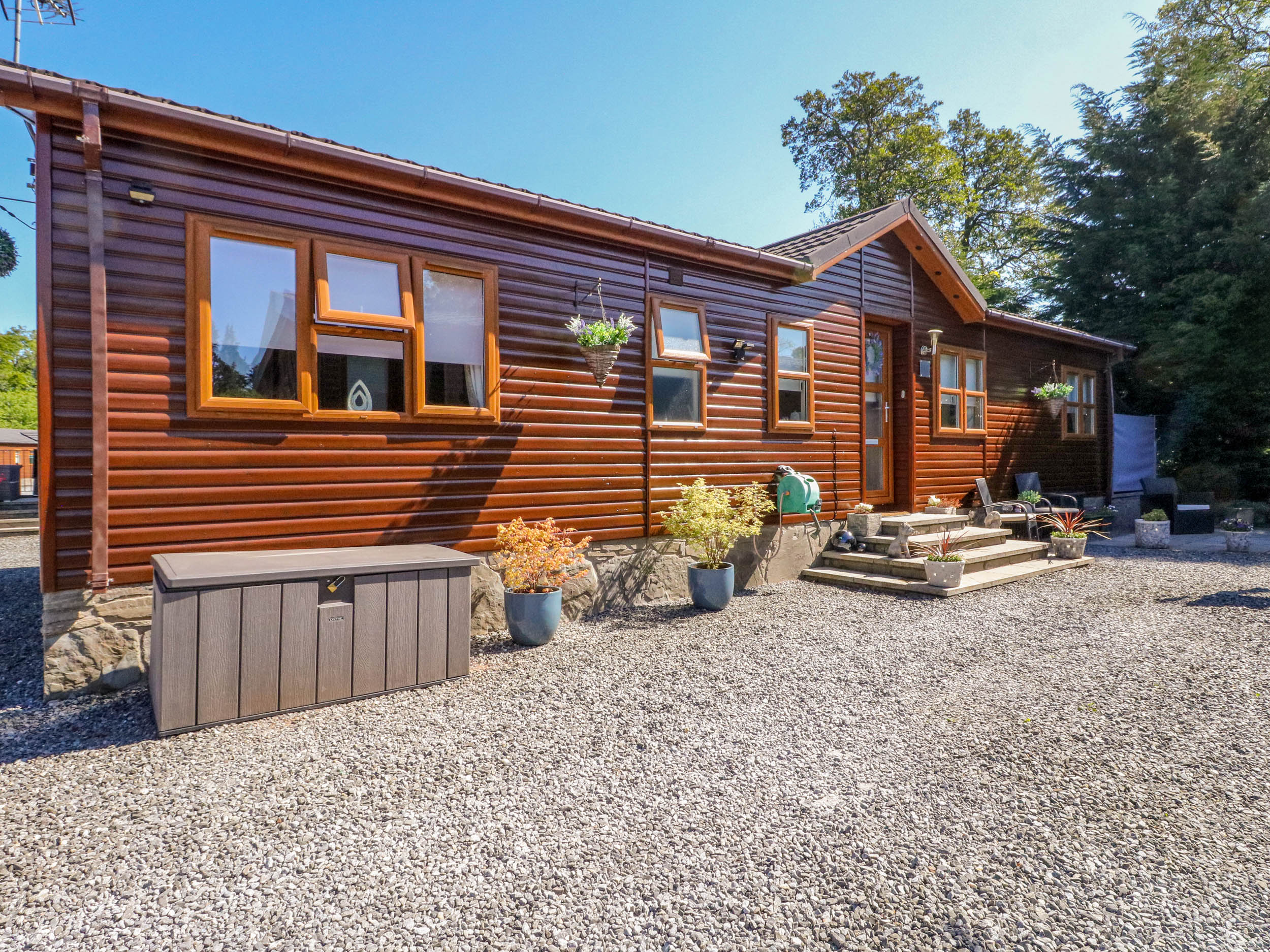 RoseGrace Lodge