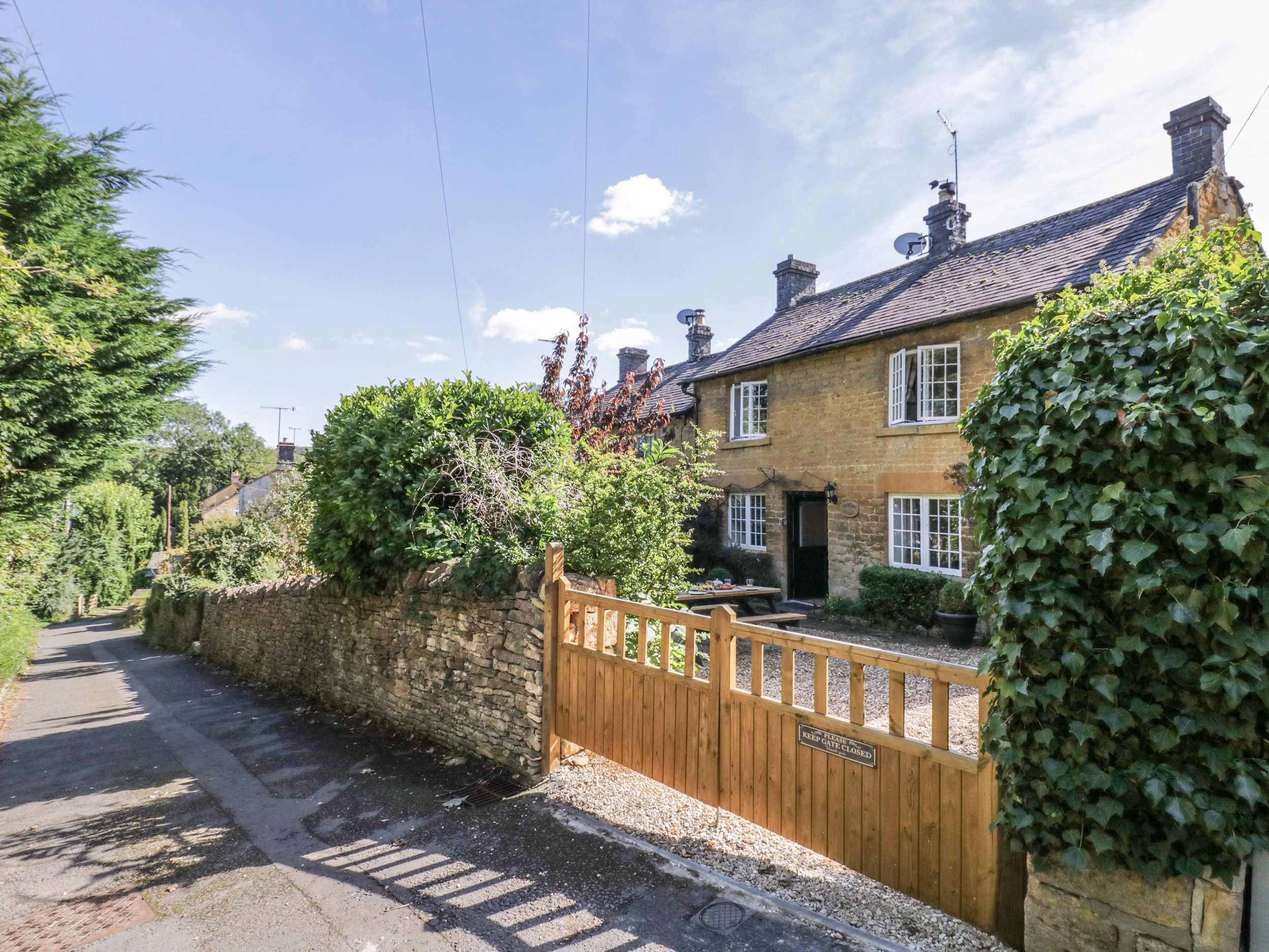 Jackdaw Cottage