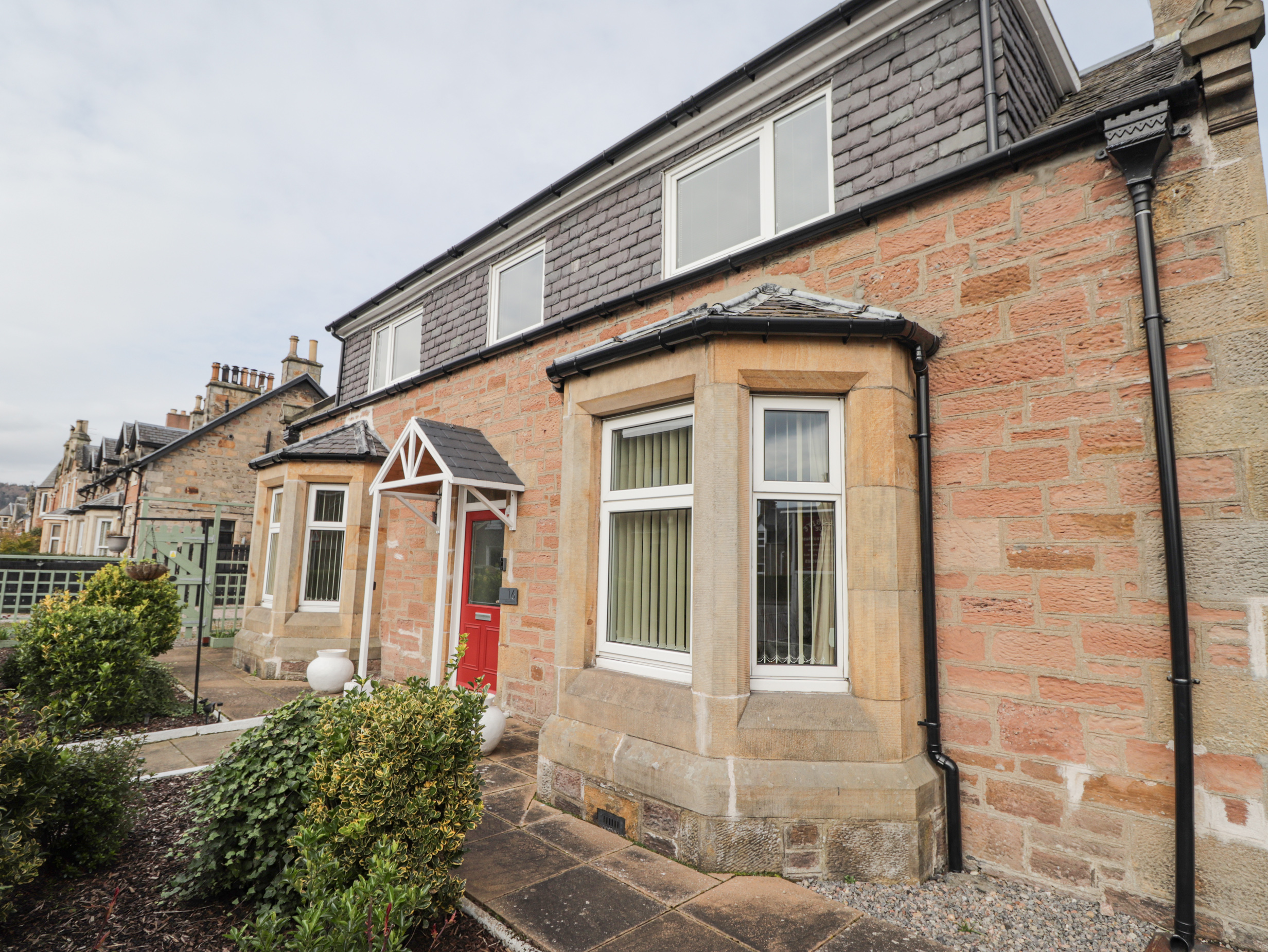16 Fairfield Road