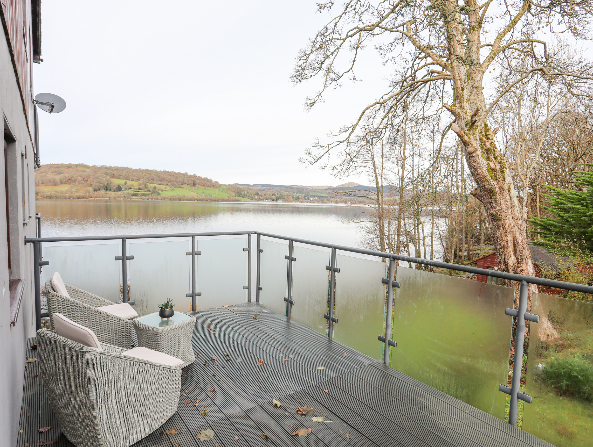 Vyrnwy Lakeside - Bala Lake