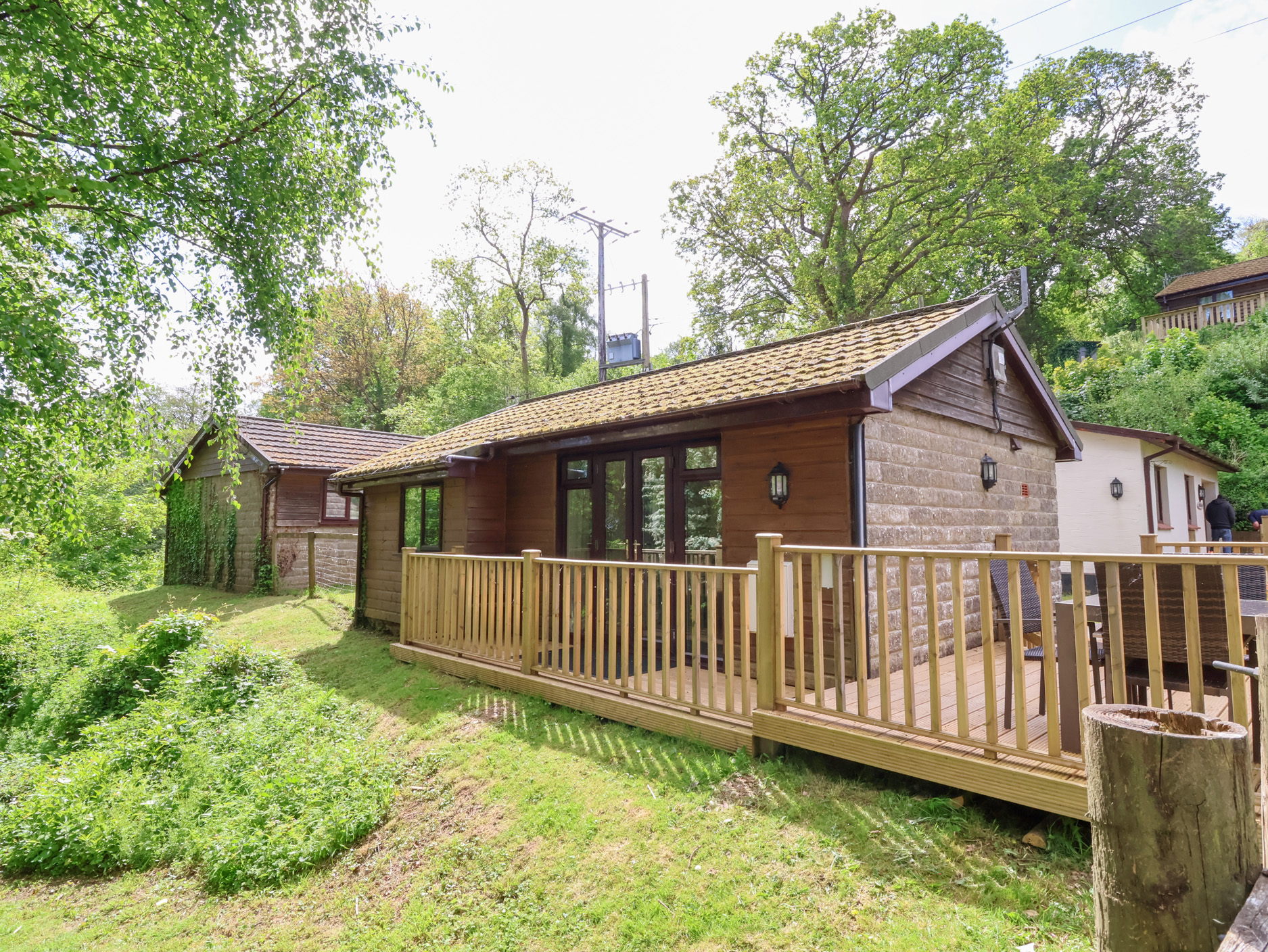 Chalet Log Cabin C8