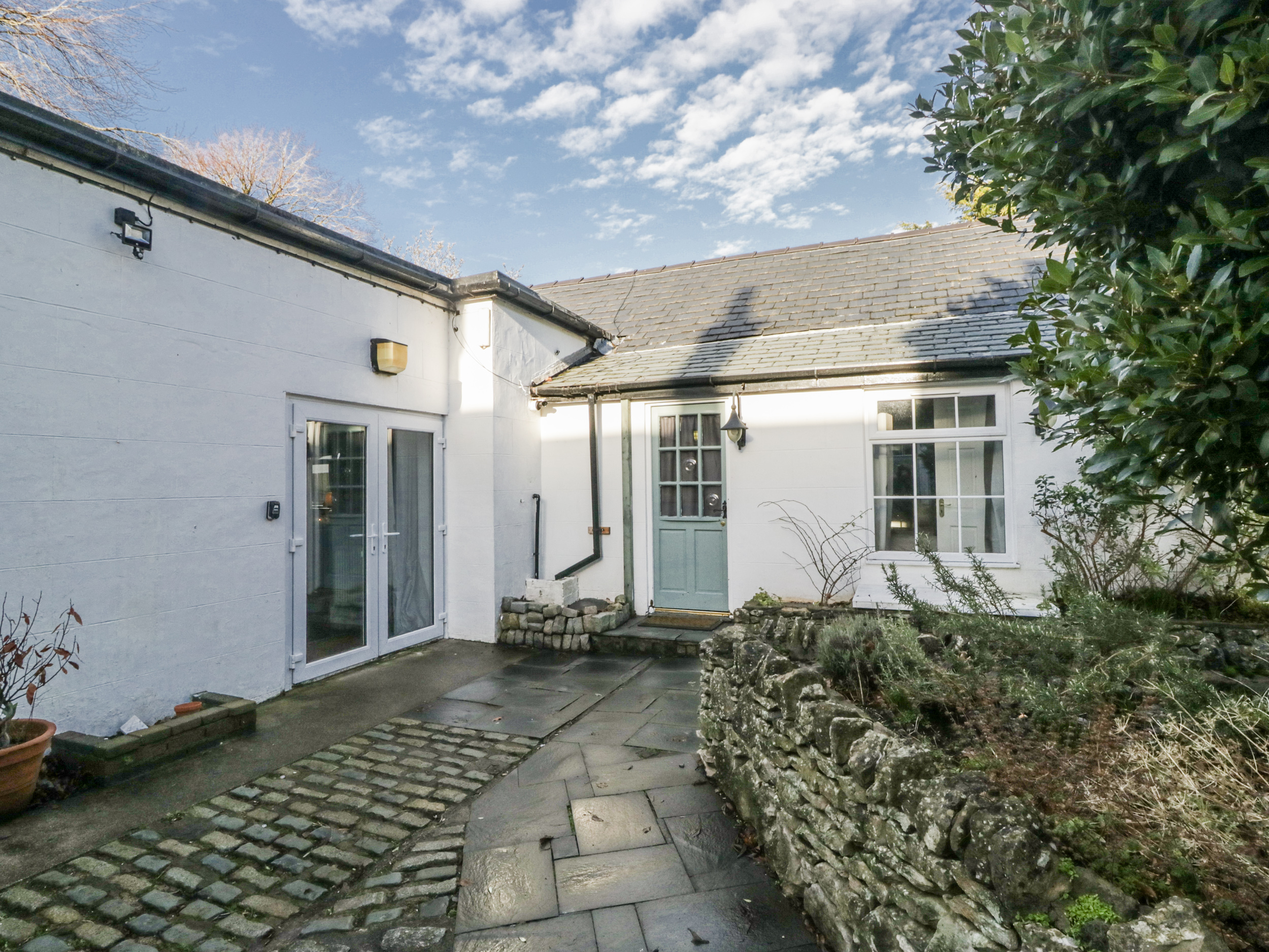 Clarence House - Dog friendly holiday cottage in Dalton-in-furness, The Lake District and Cumbria