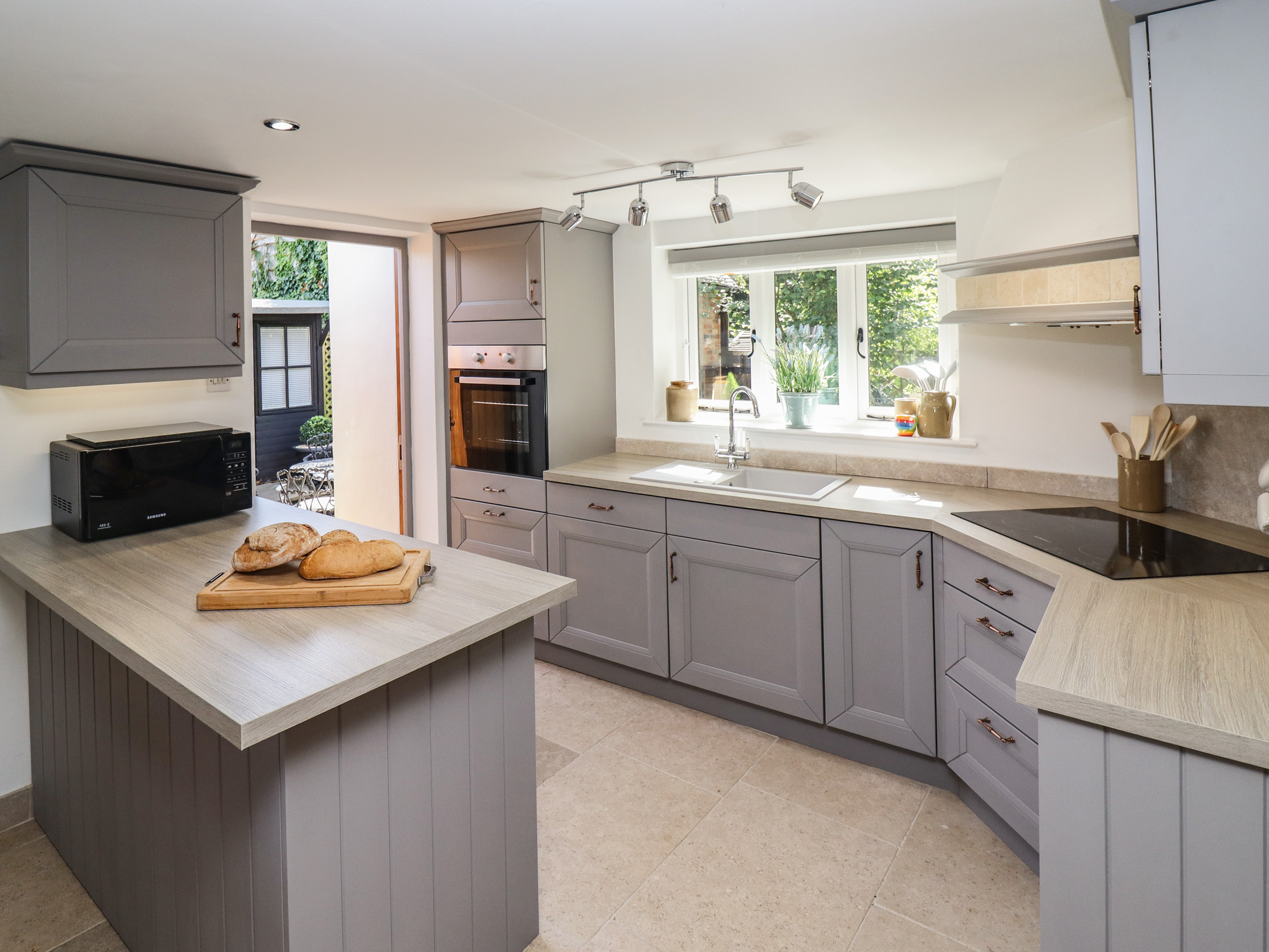 Property image 15 for SC1140598