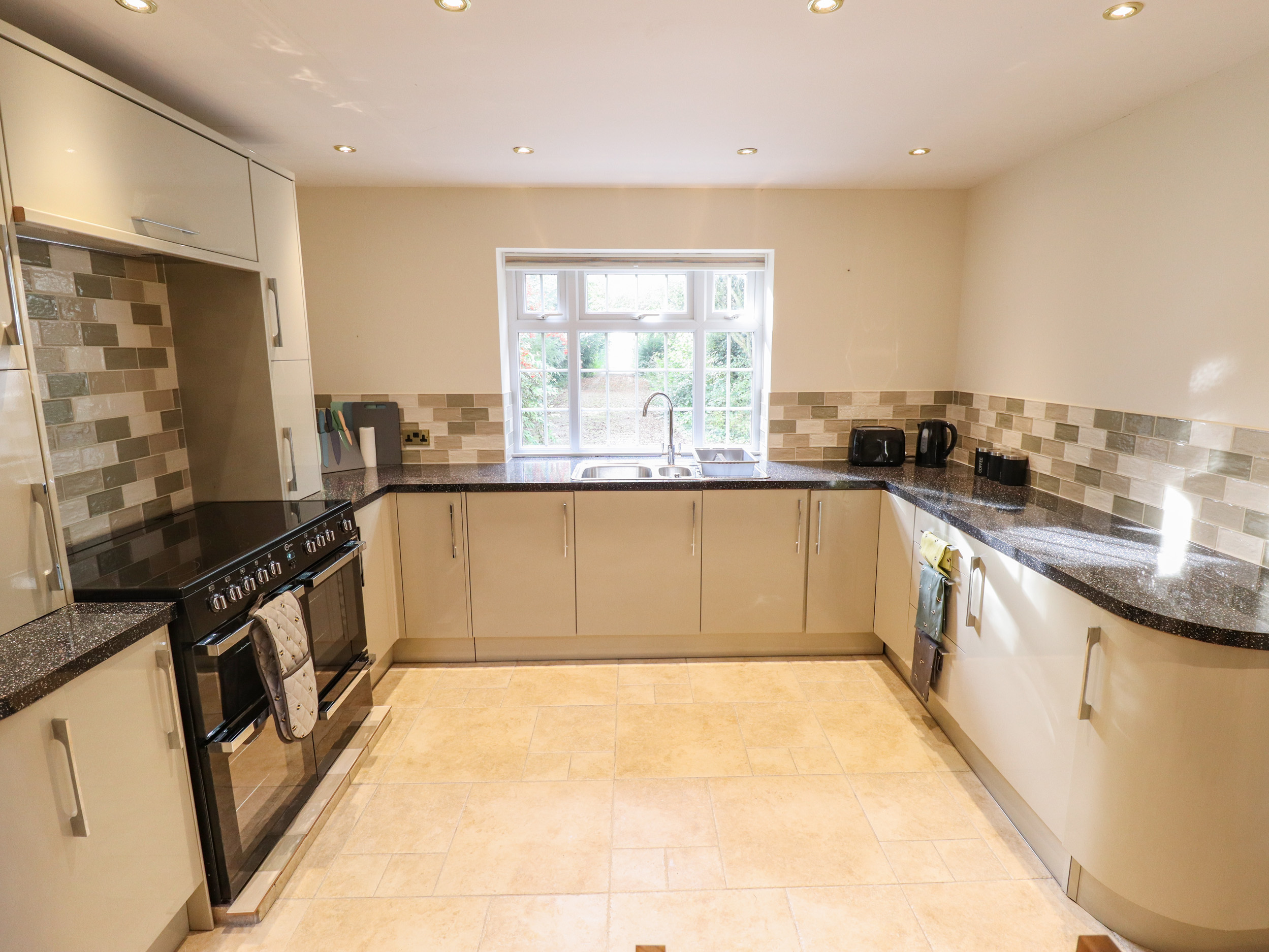 Property image 11 for SC1142741