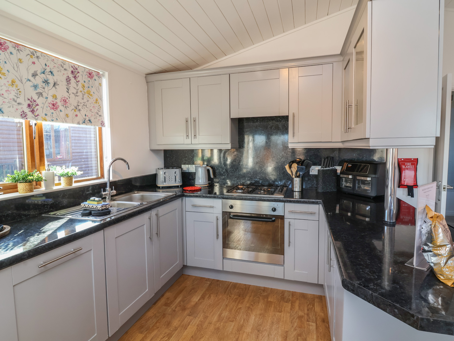 Property image 14 for SC1143359