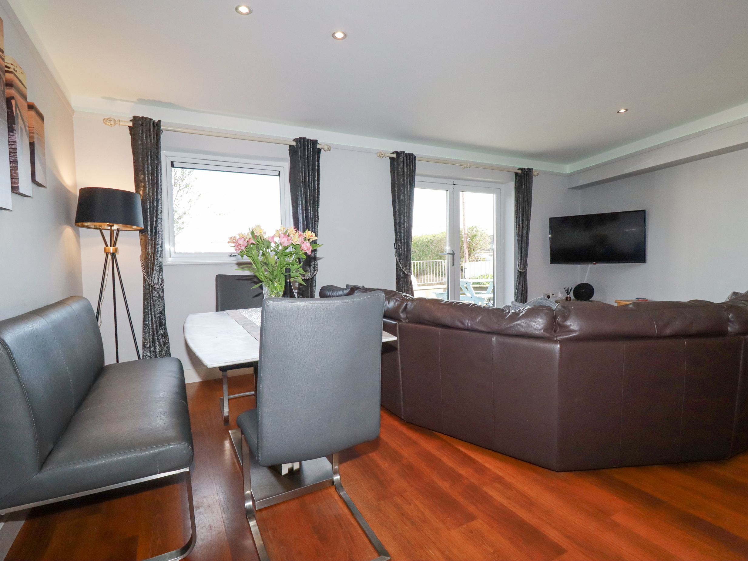 Apartment 2