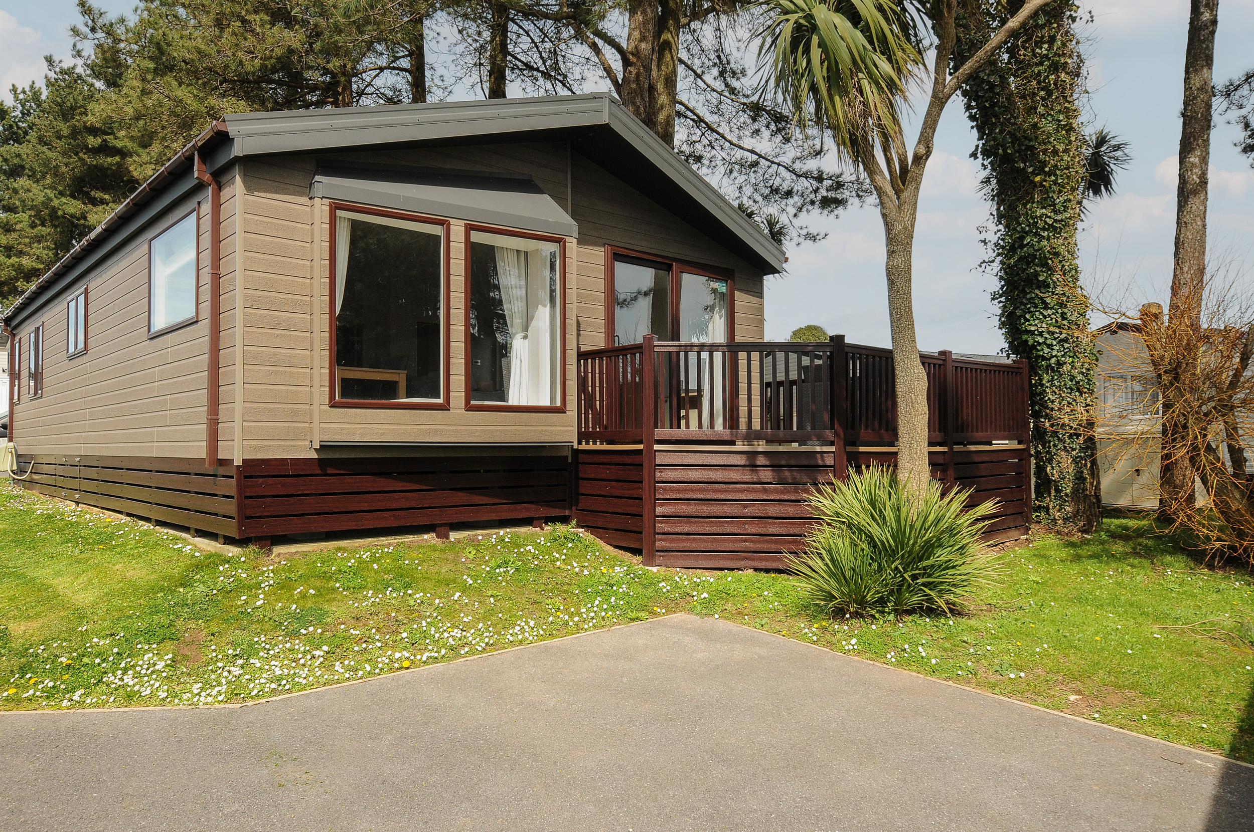 T/B Lodge B15 at Landscove Holiday Park