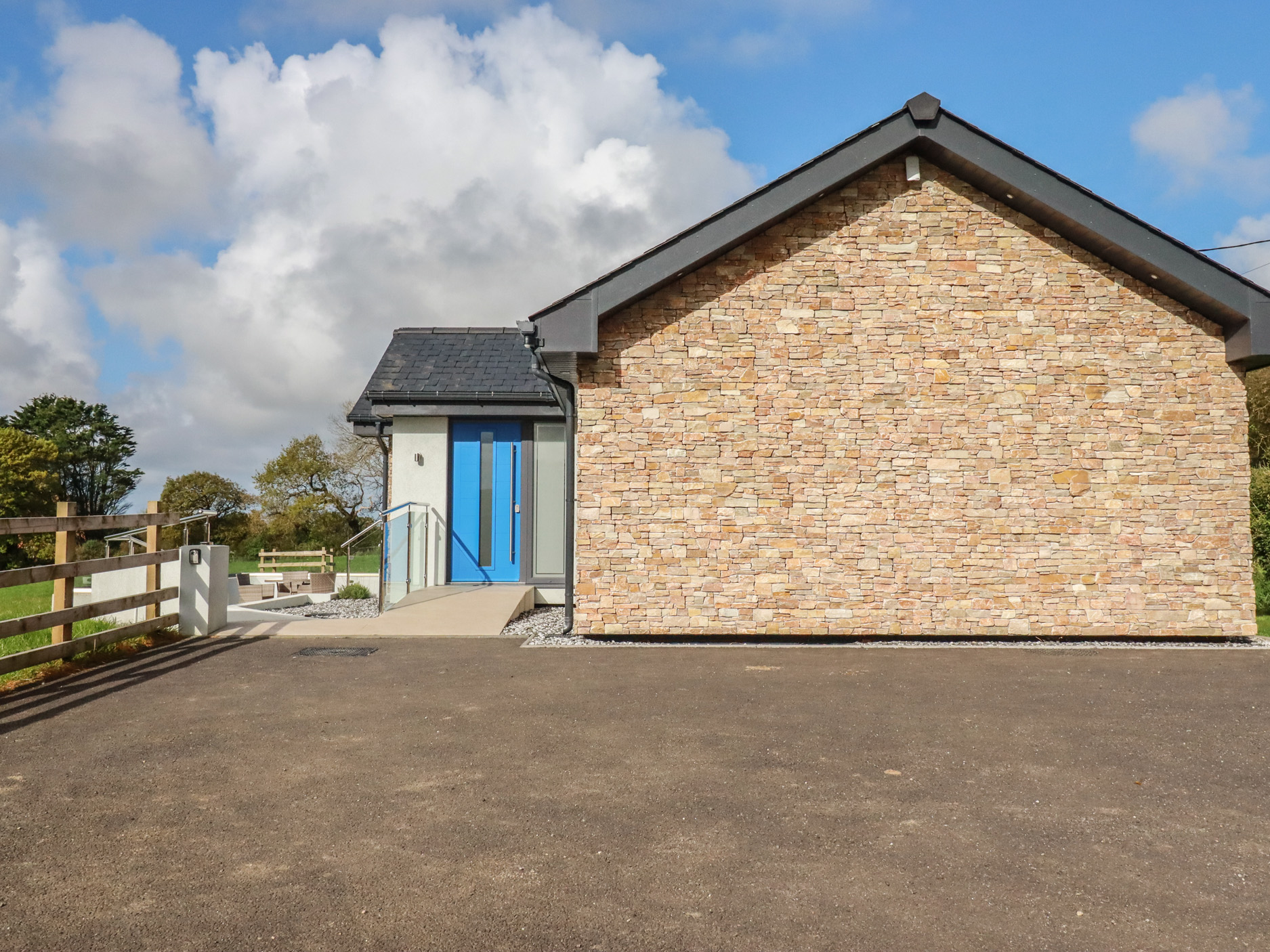 Property image 2 for SC1156737