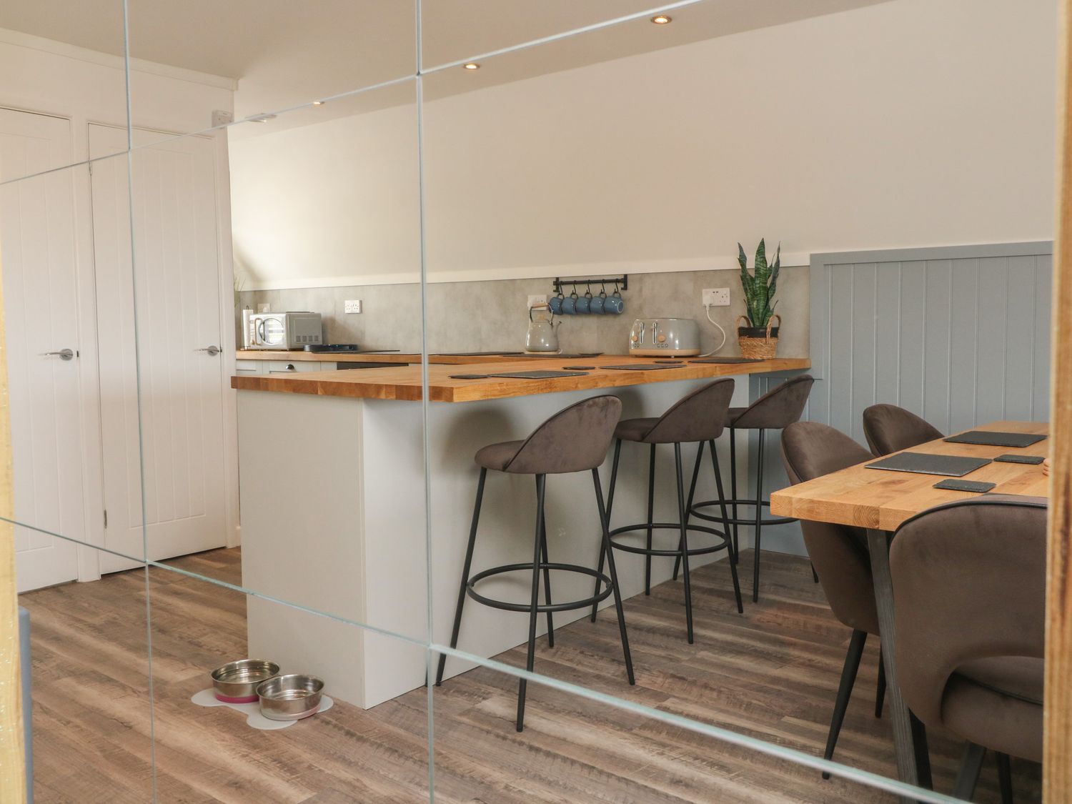 Property image 8 for SC1166300