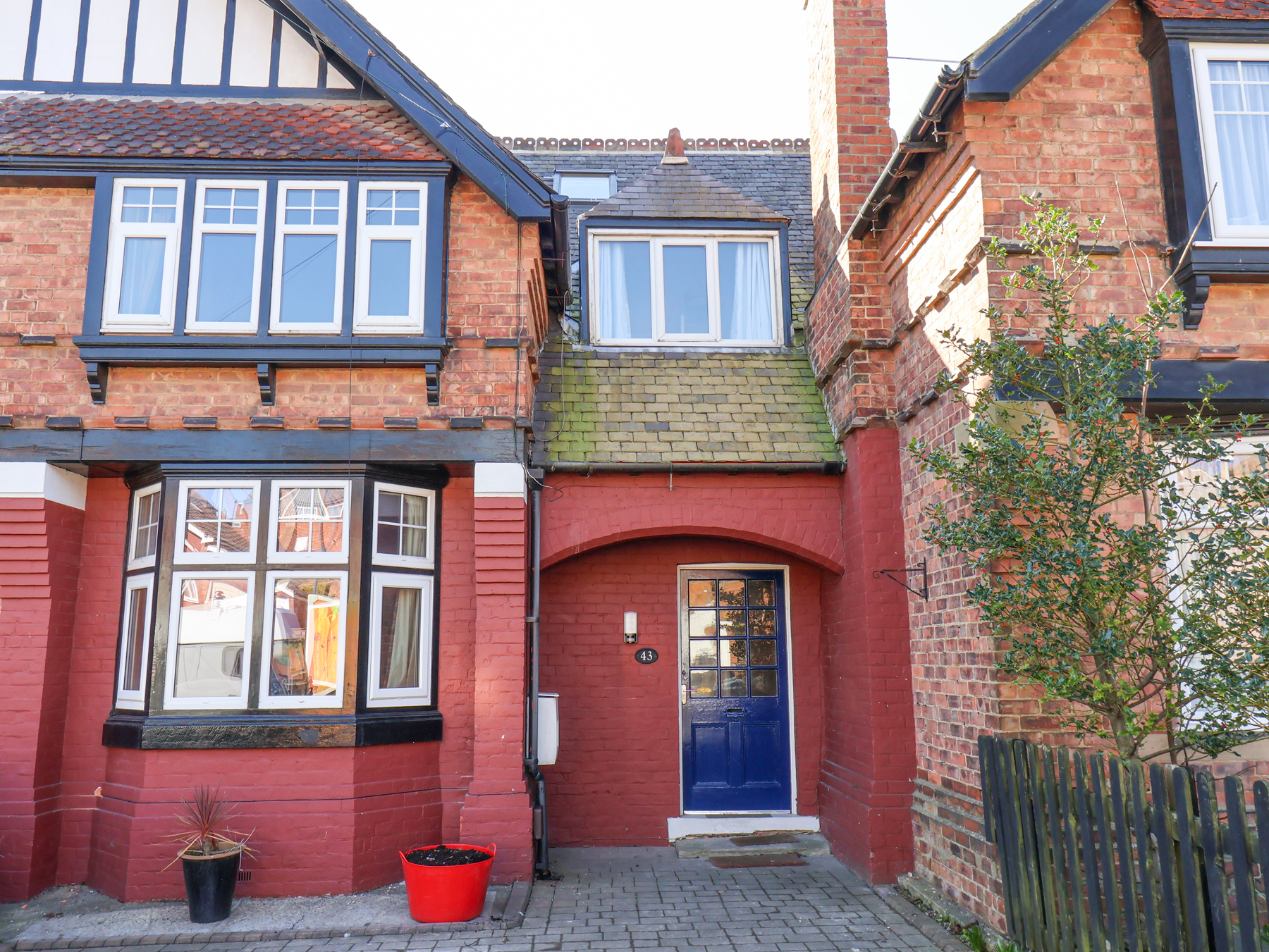 43 Springvale