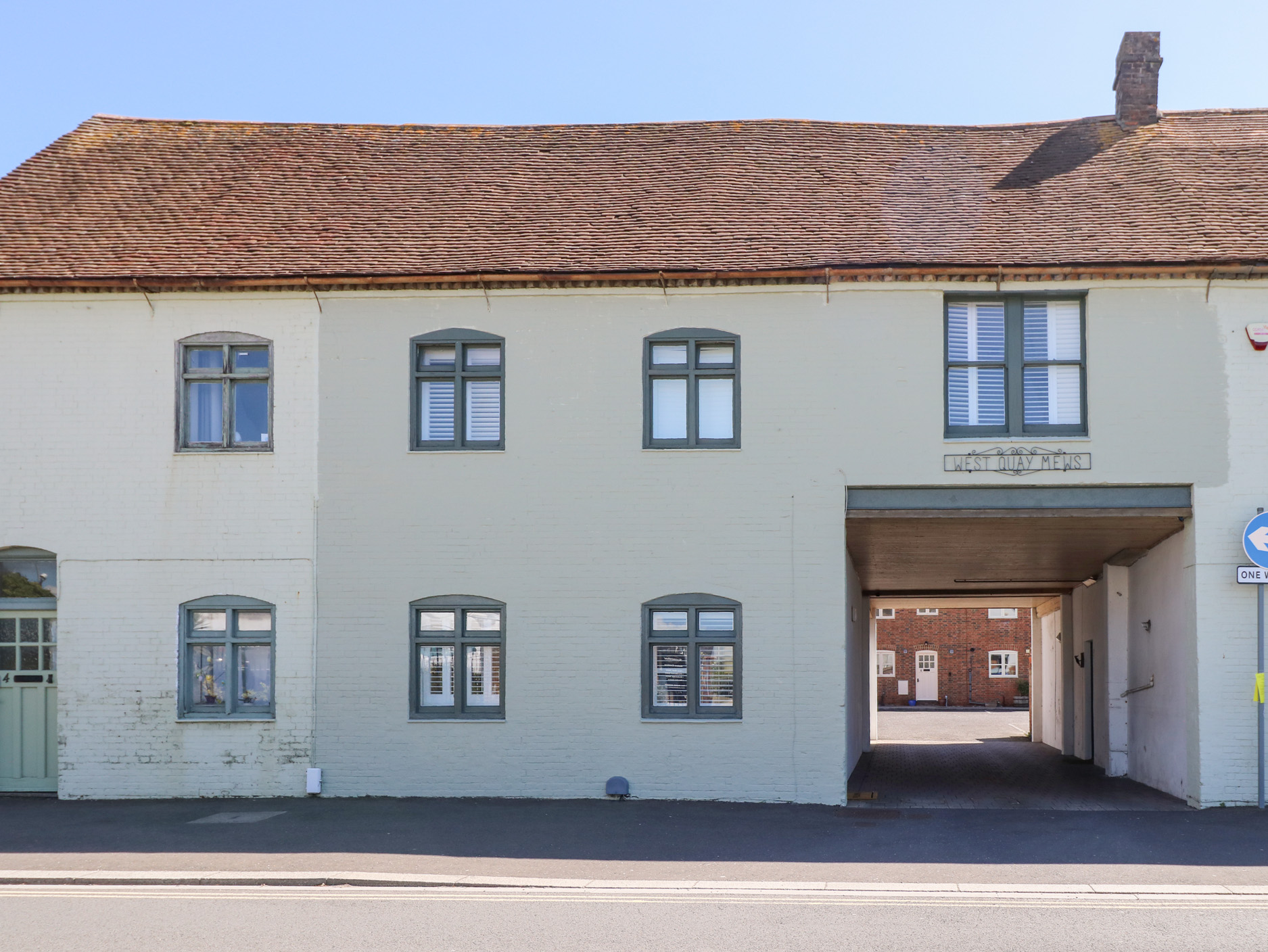 3 West Quay Mews