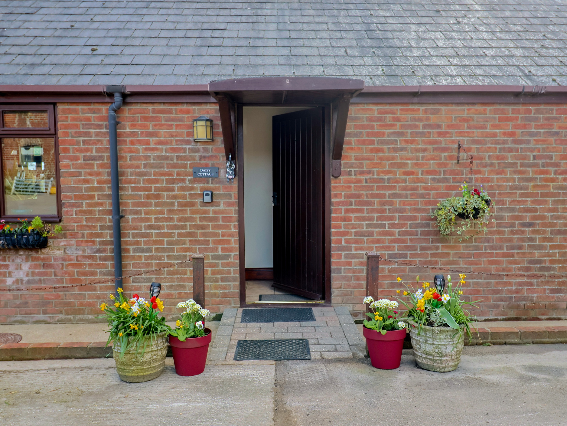 Daisy Cottage
