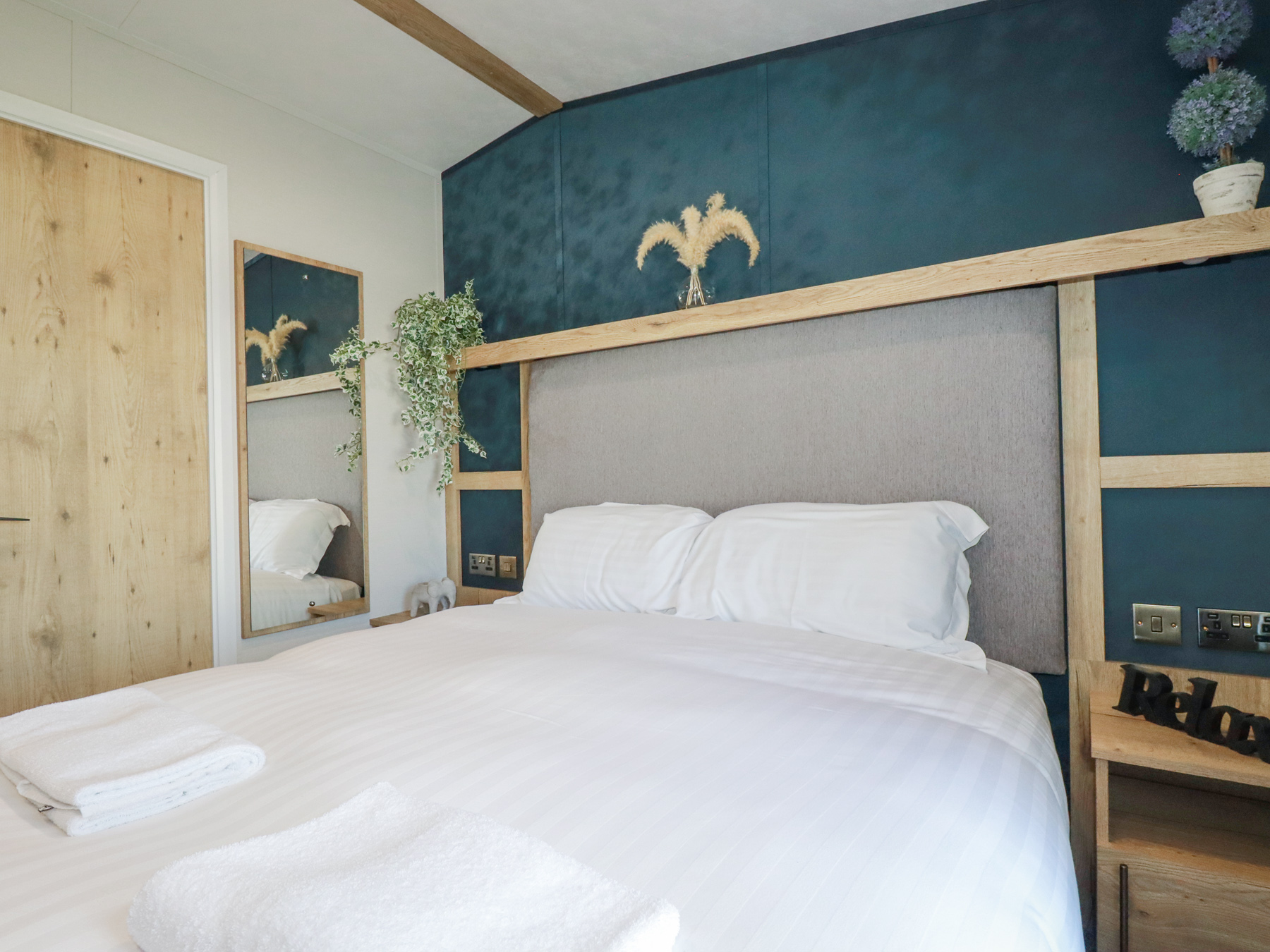 Property image 12 for SC1170972