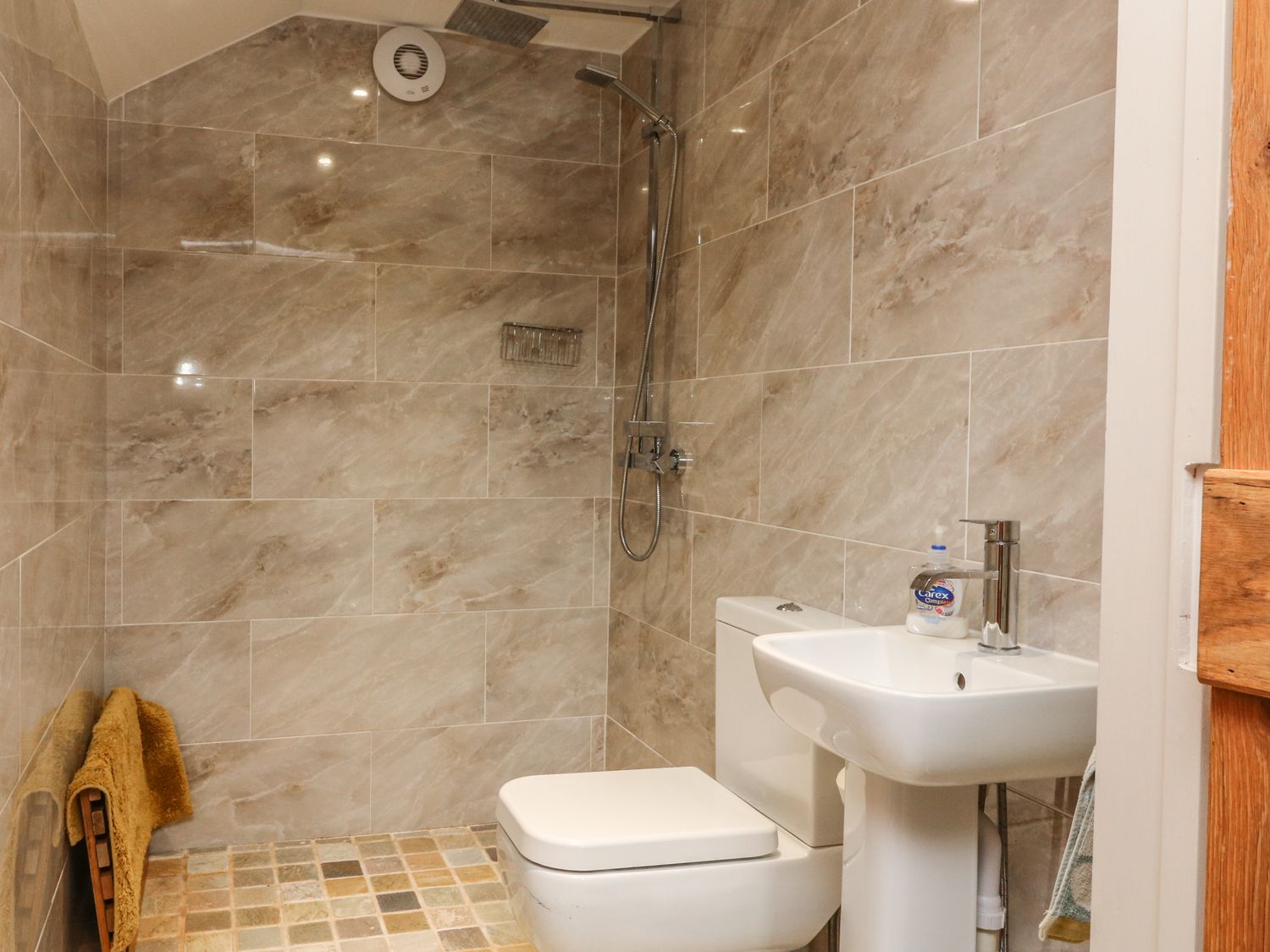 Property image 22 for SC1189441