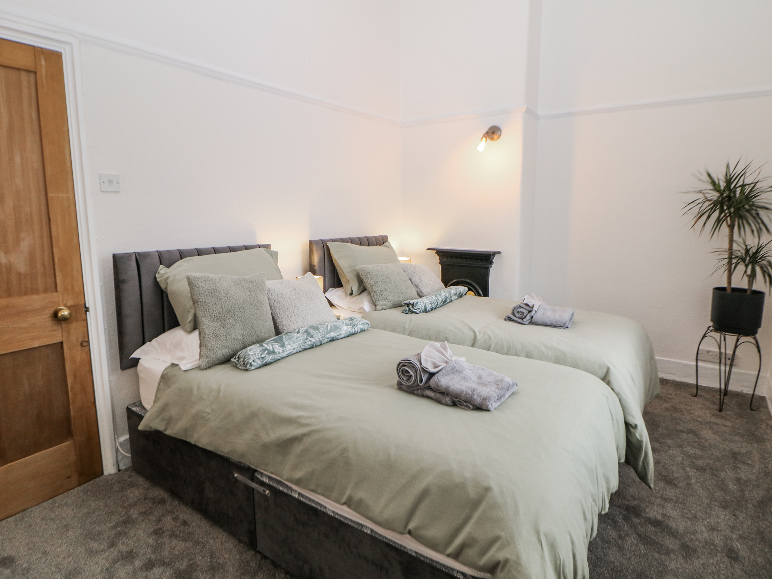 Property image 12 for SC1189443