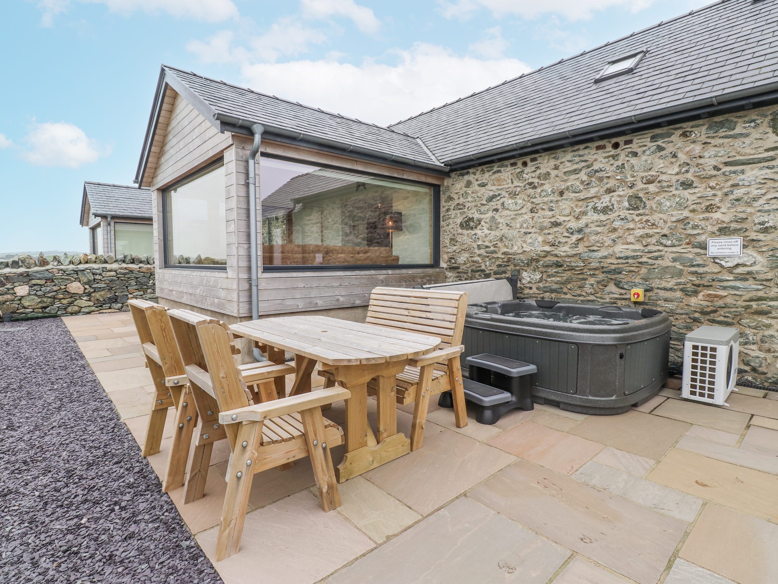 Property image 2 for SC1190332