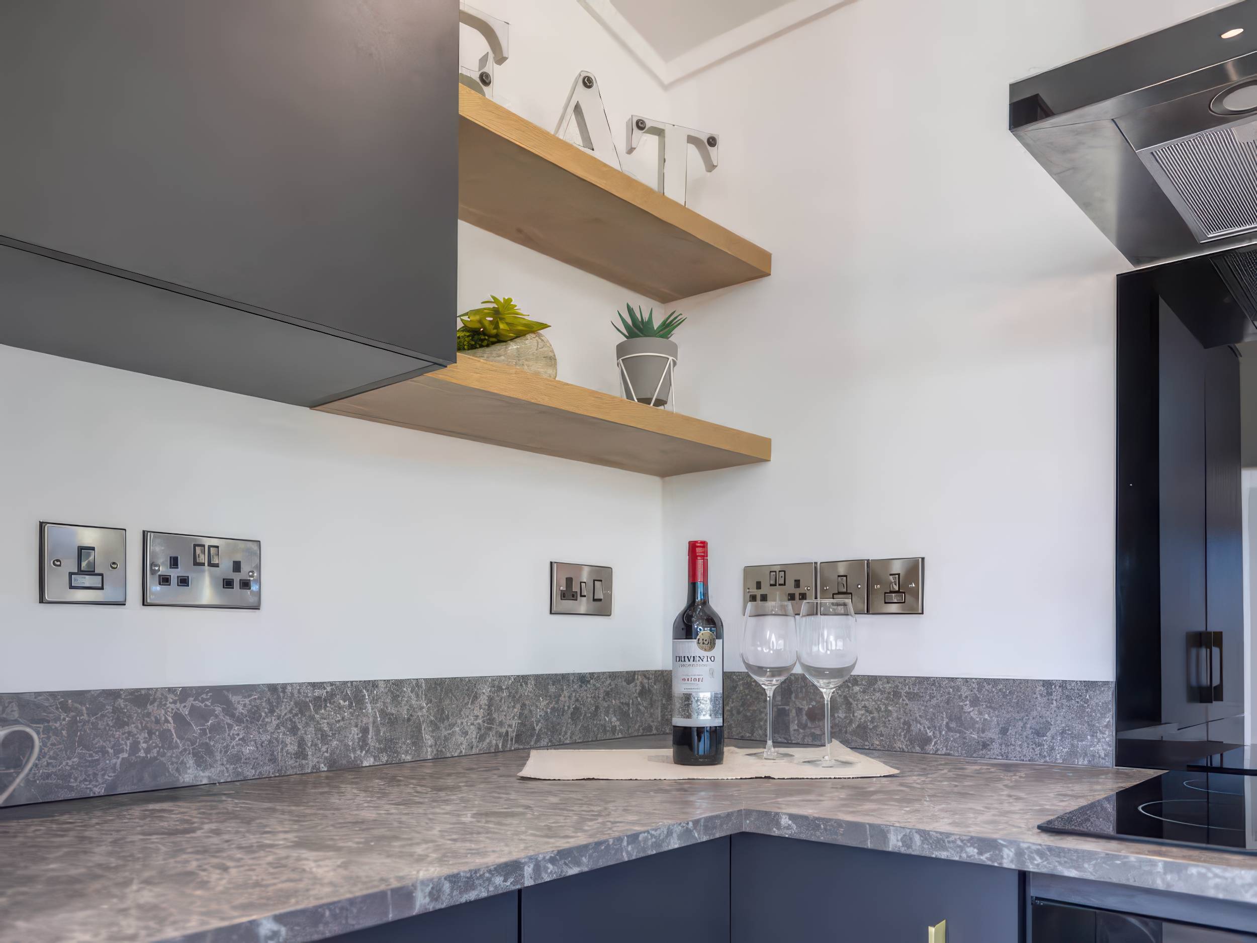 Isca Lodge - With Decking