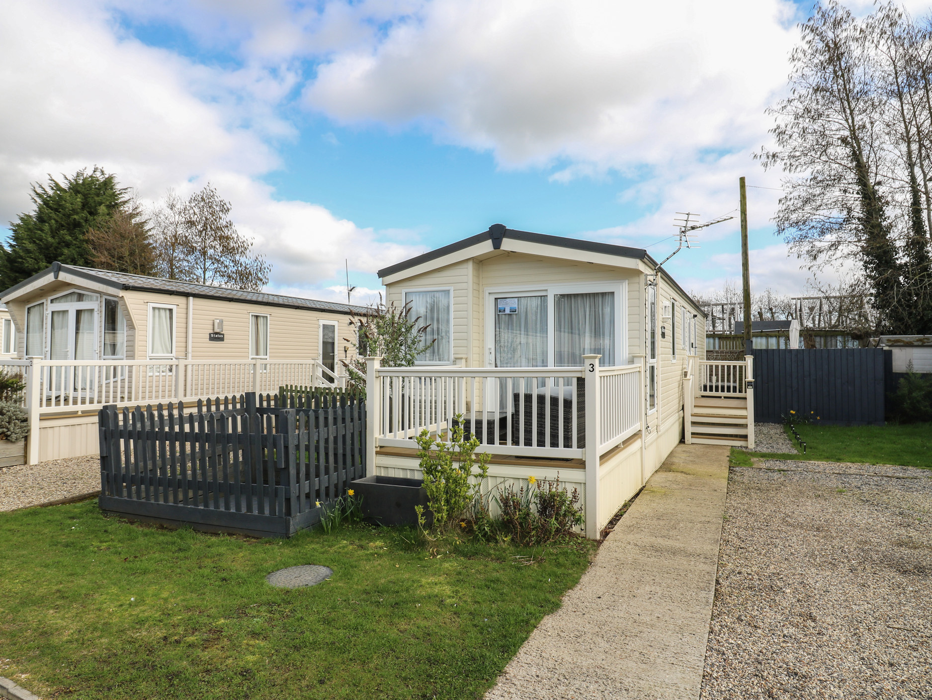 Debonair Atlas Caravan Rental Stonham Barns