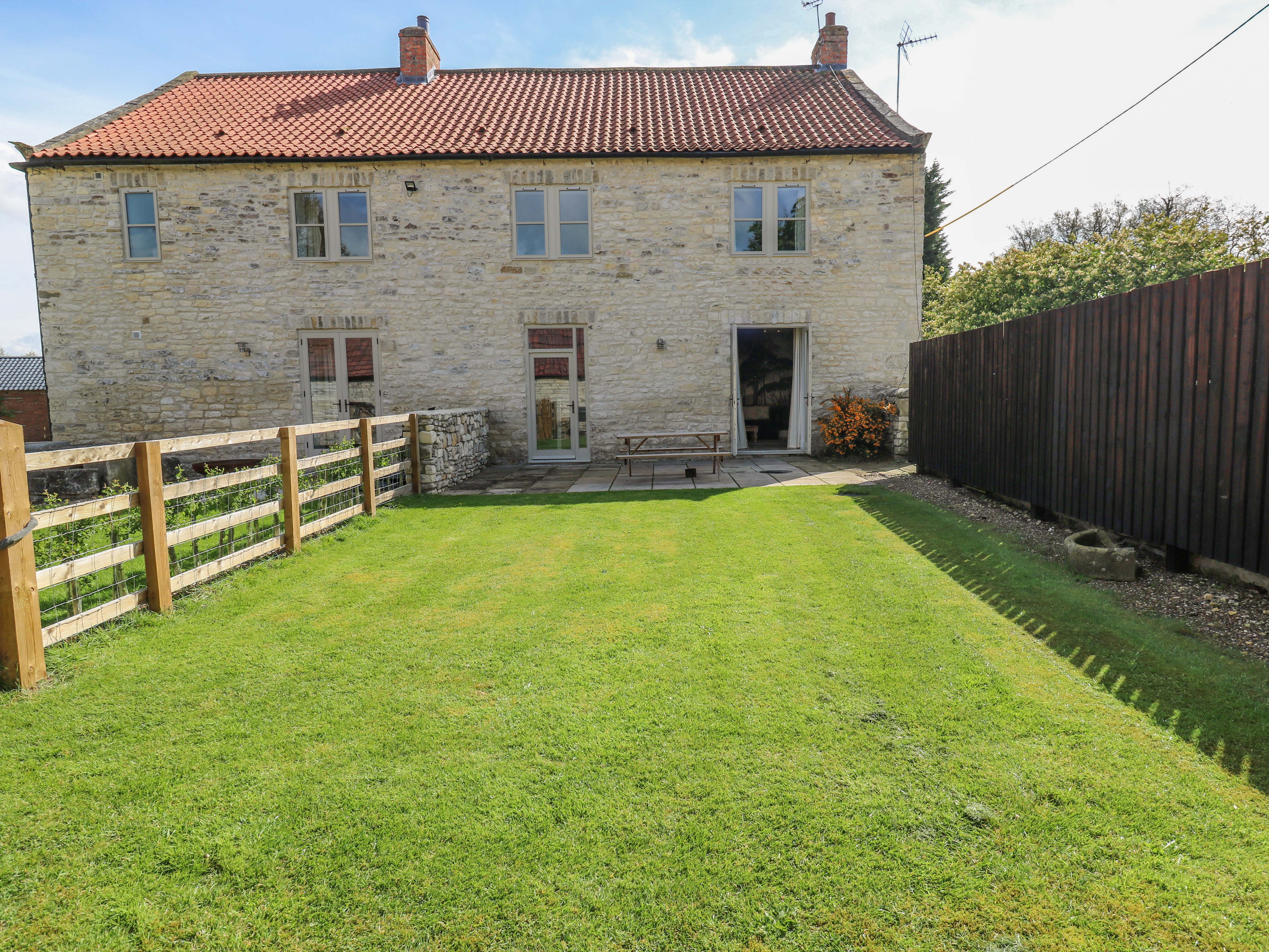Property image 2 for SC1200879
