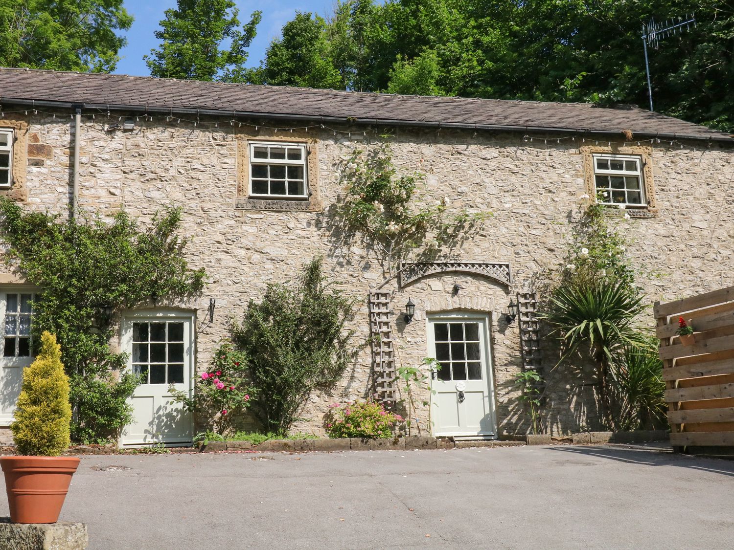 The Barn, Tideswell