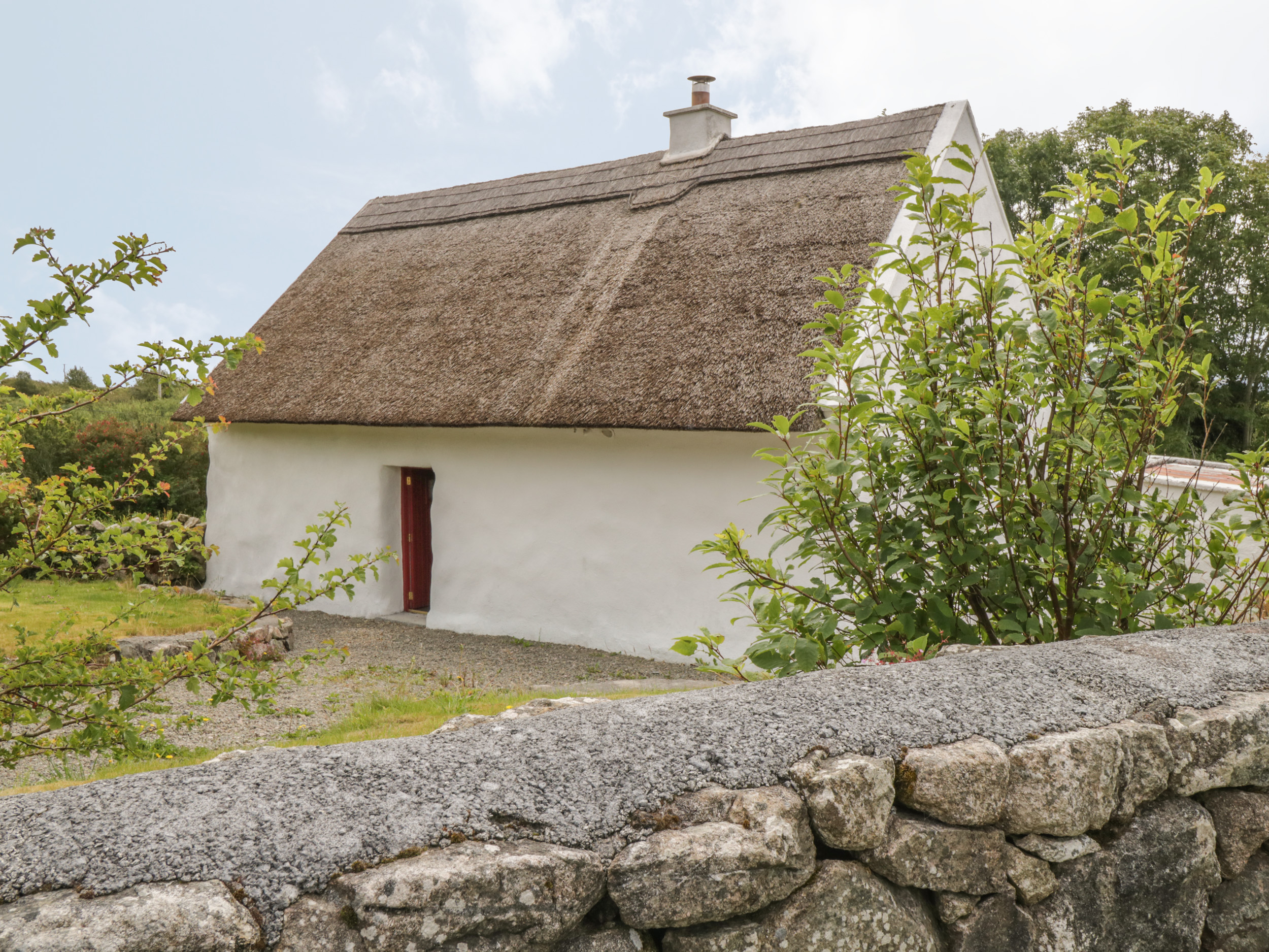Spiddal Thatch Cottage, Ireland