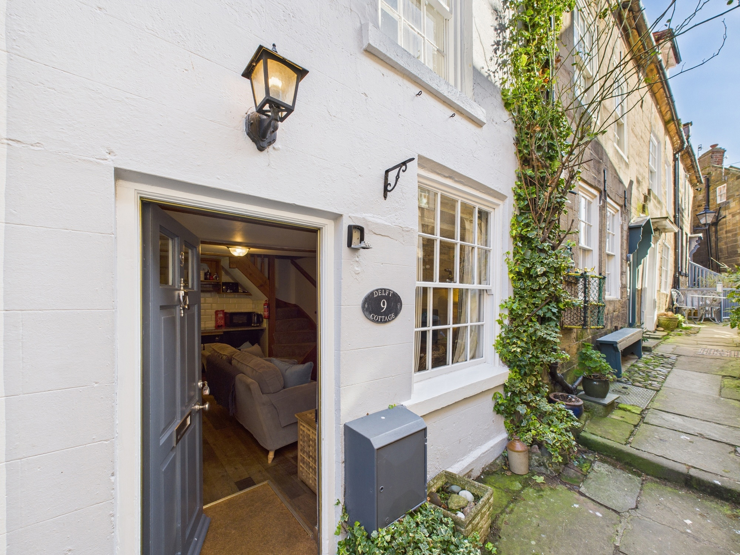 Delft Cottage - Dog friendly holiday cottage in Robin Hood’s Bay, North York Moors and Coast
