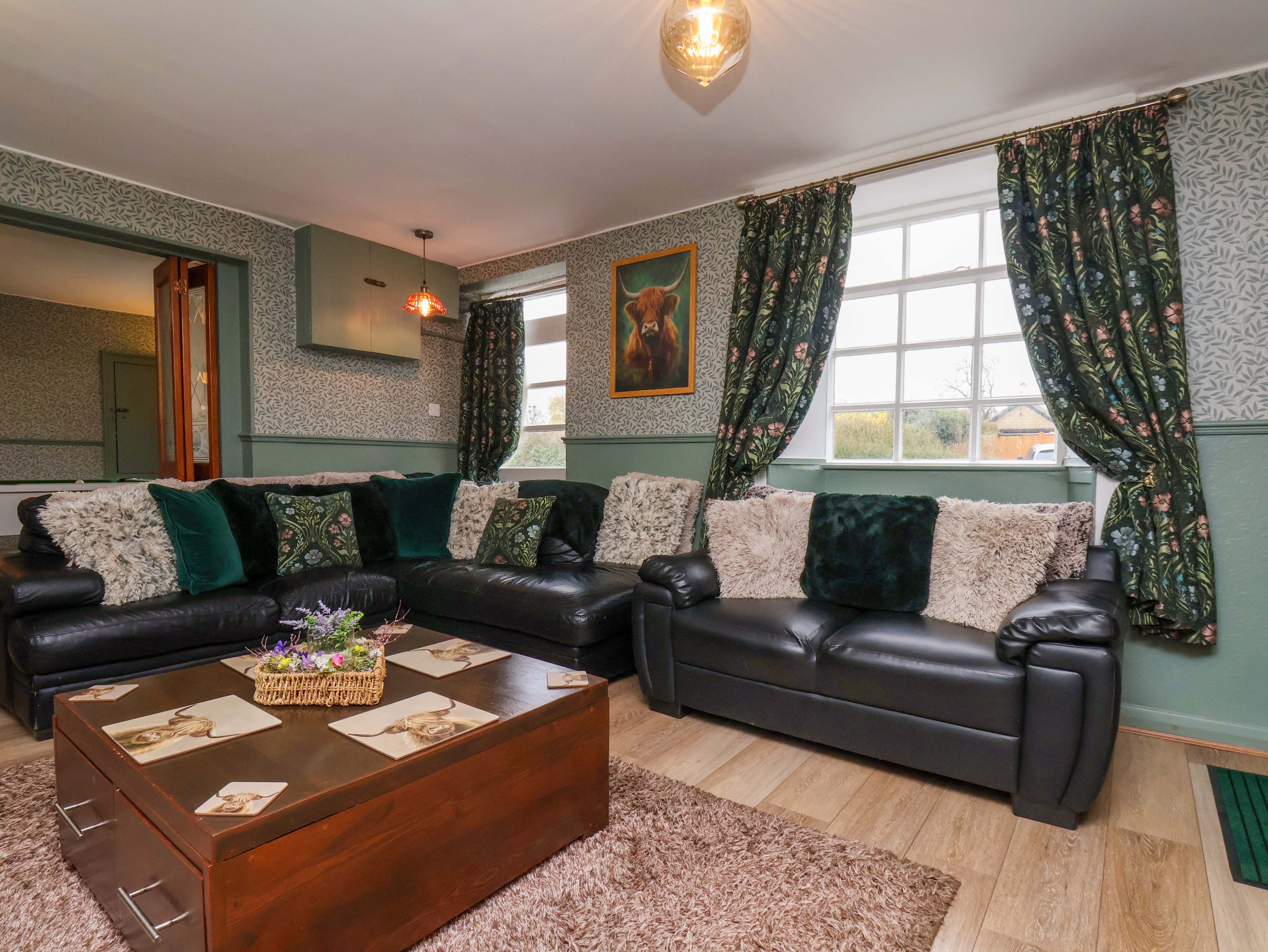 Property image 4 for SC3878