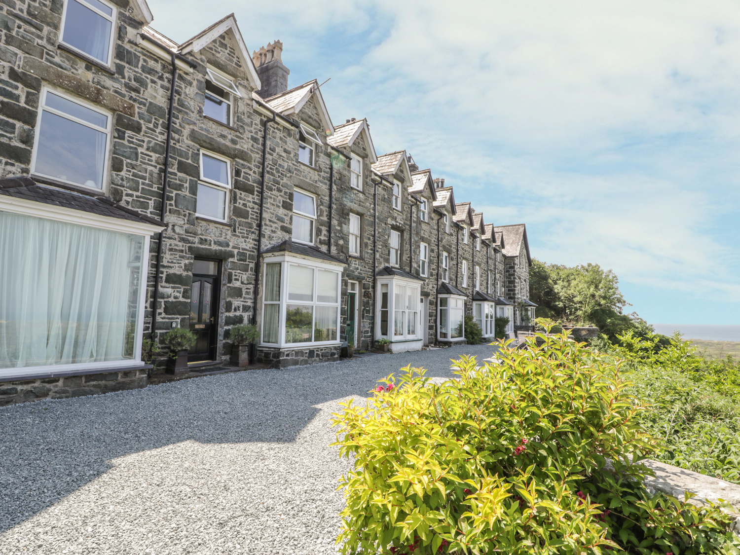 3 Bronwen Terrace