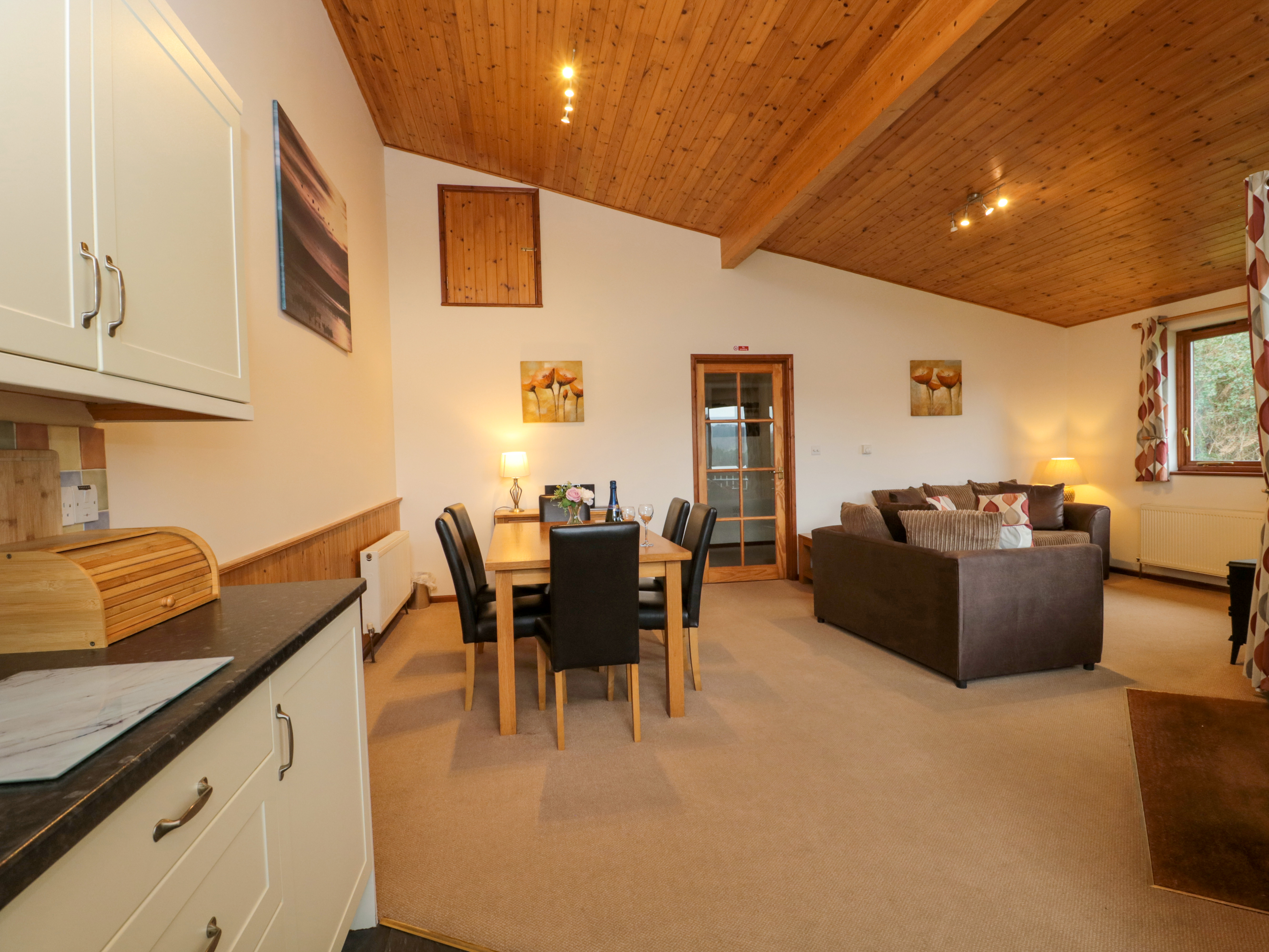 Property image 11 for SC945364