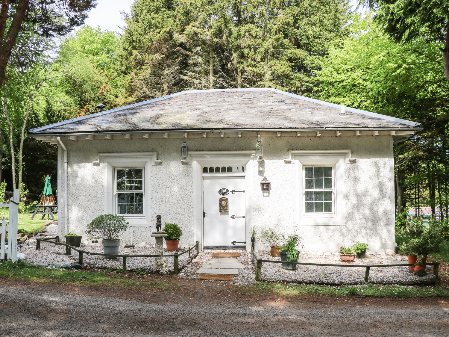 Dove Hot Tub Cottage