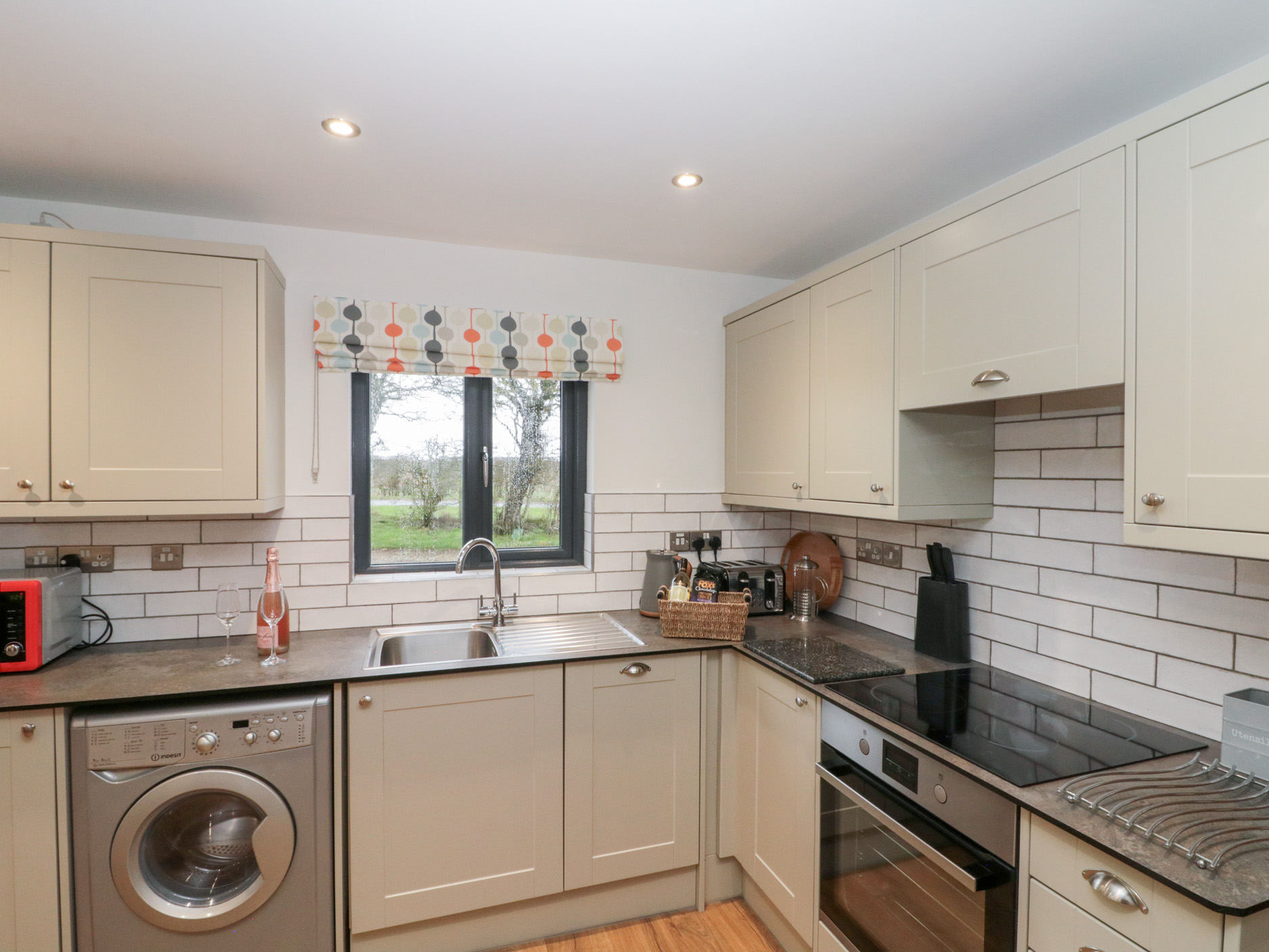 Property image 15 for SC961536