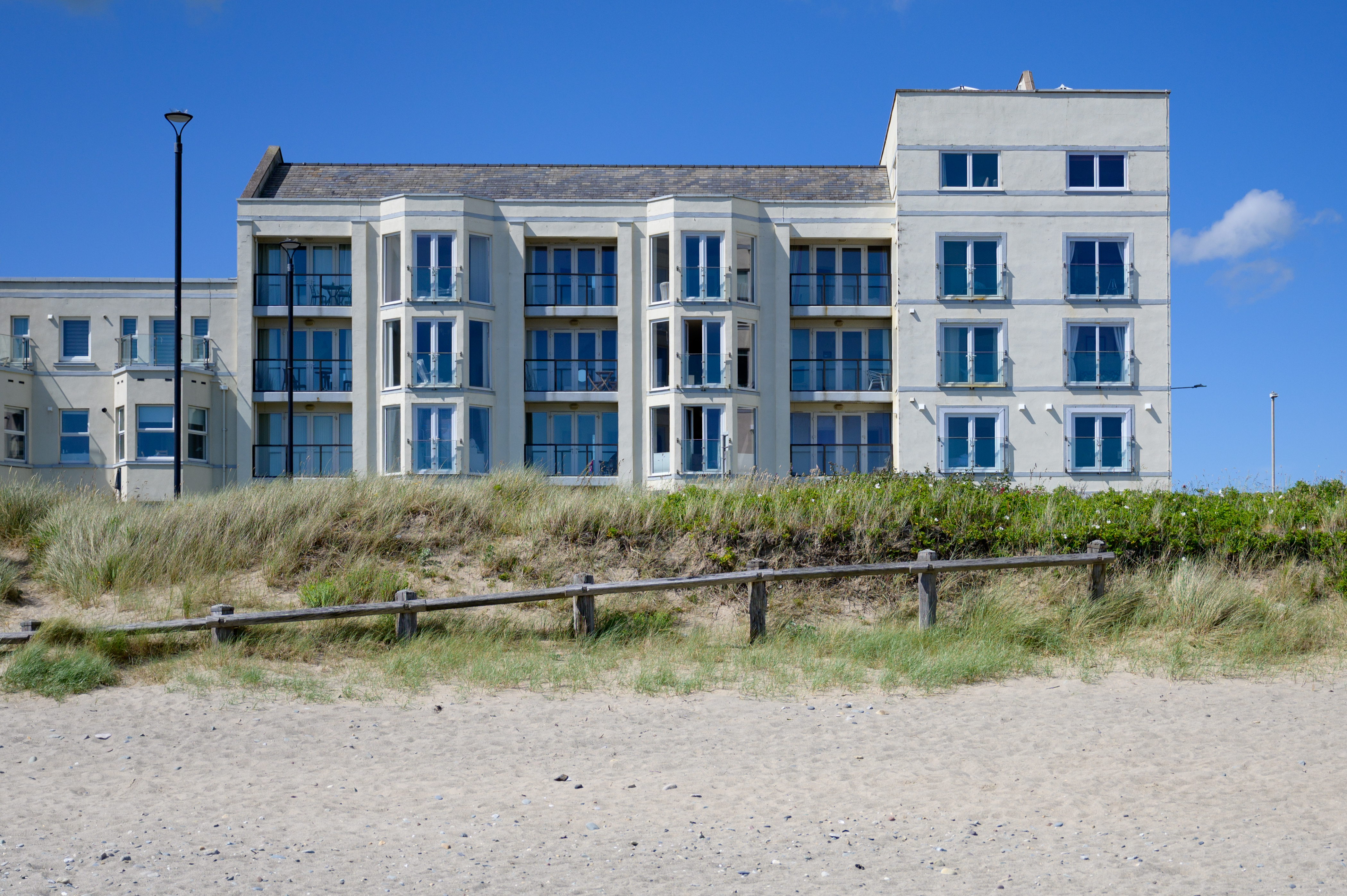 6 West End Point