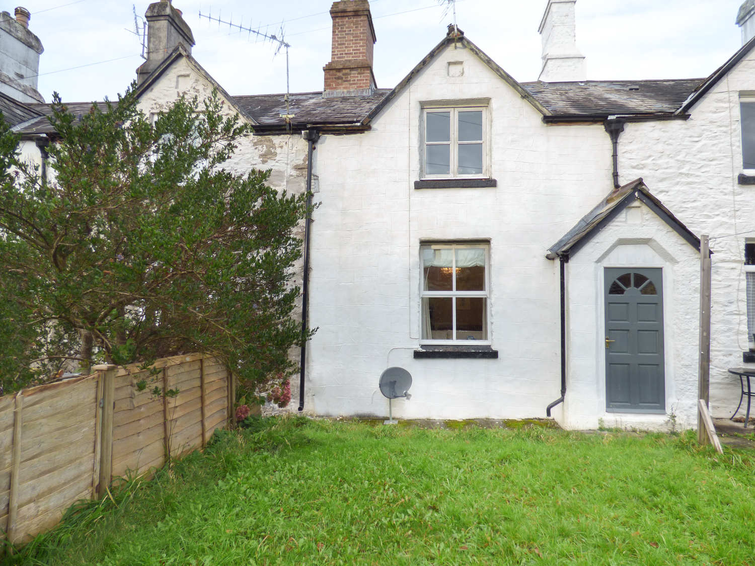 10 Westbridge Cottages