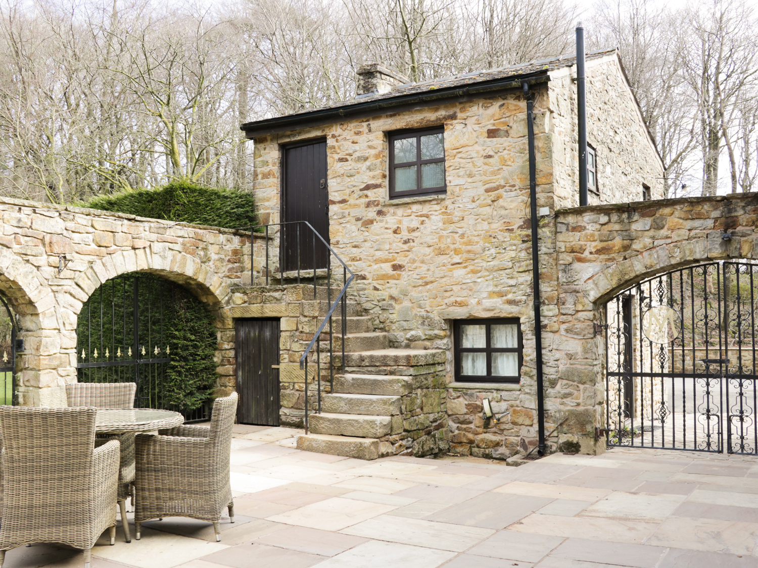 Courtyard Cottage