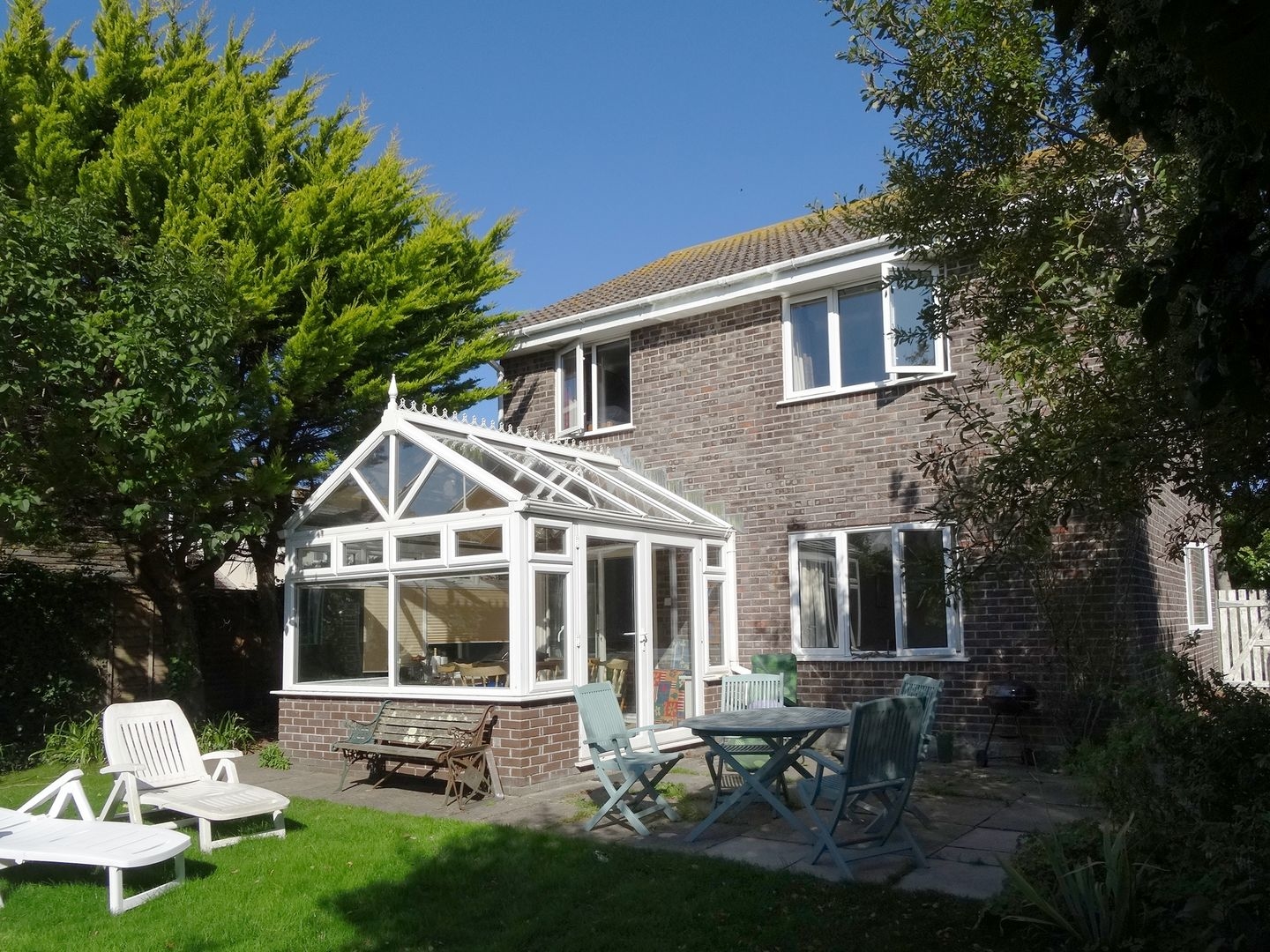 18 Polvella Close