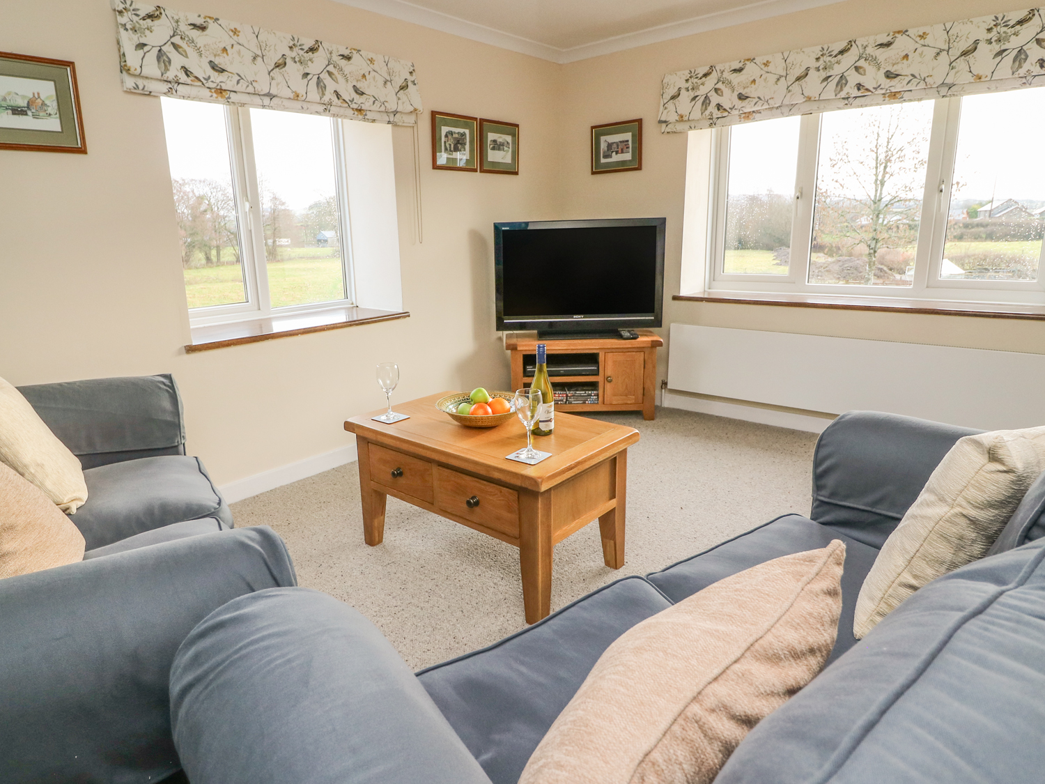 Maesyfelin Isaf Apartment