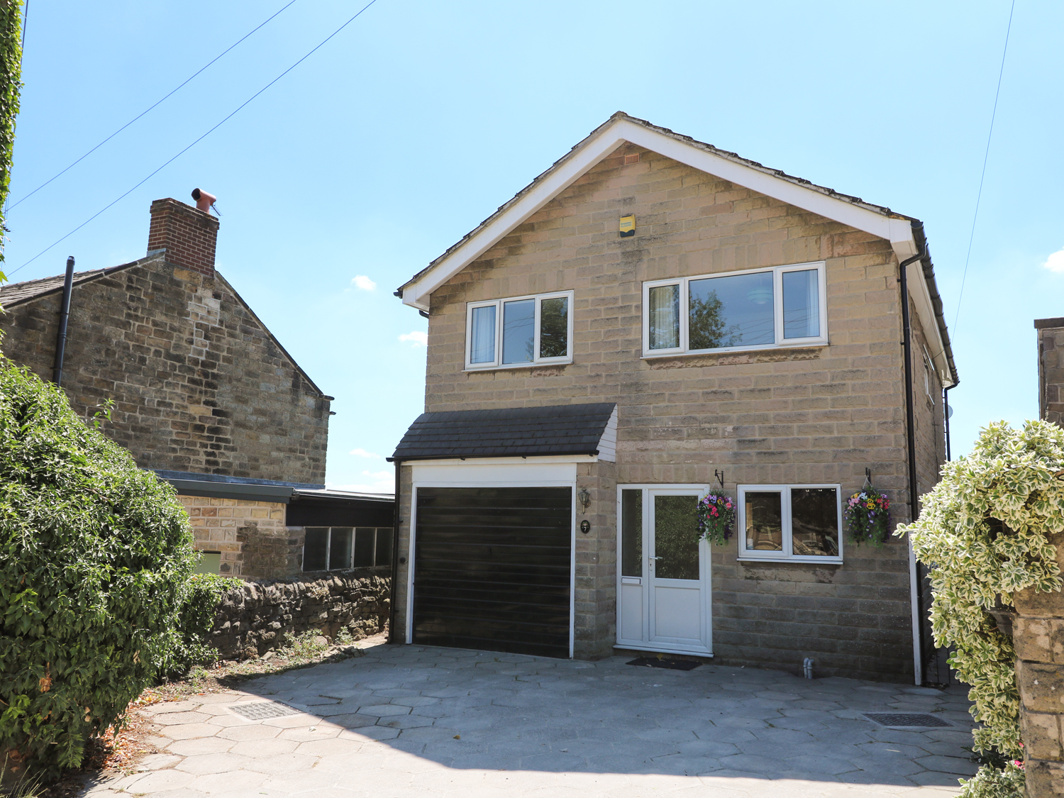 7 Snowdrop Valley