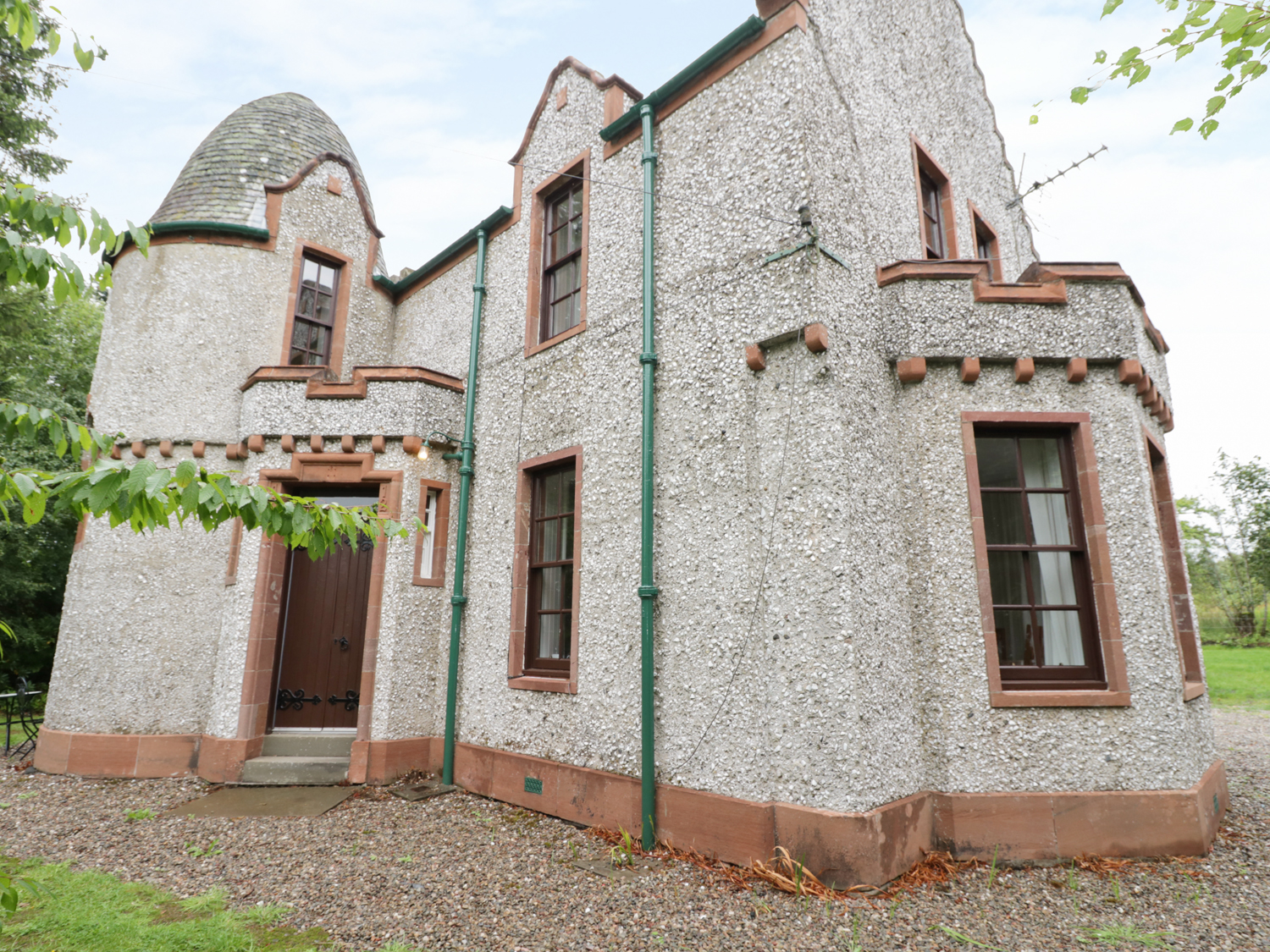 West Lodge