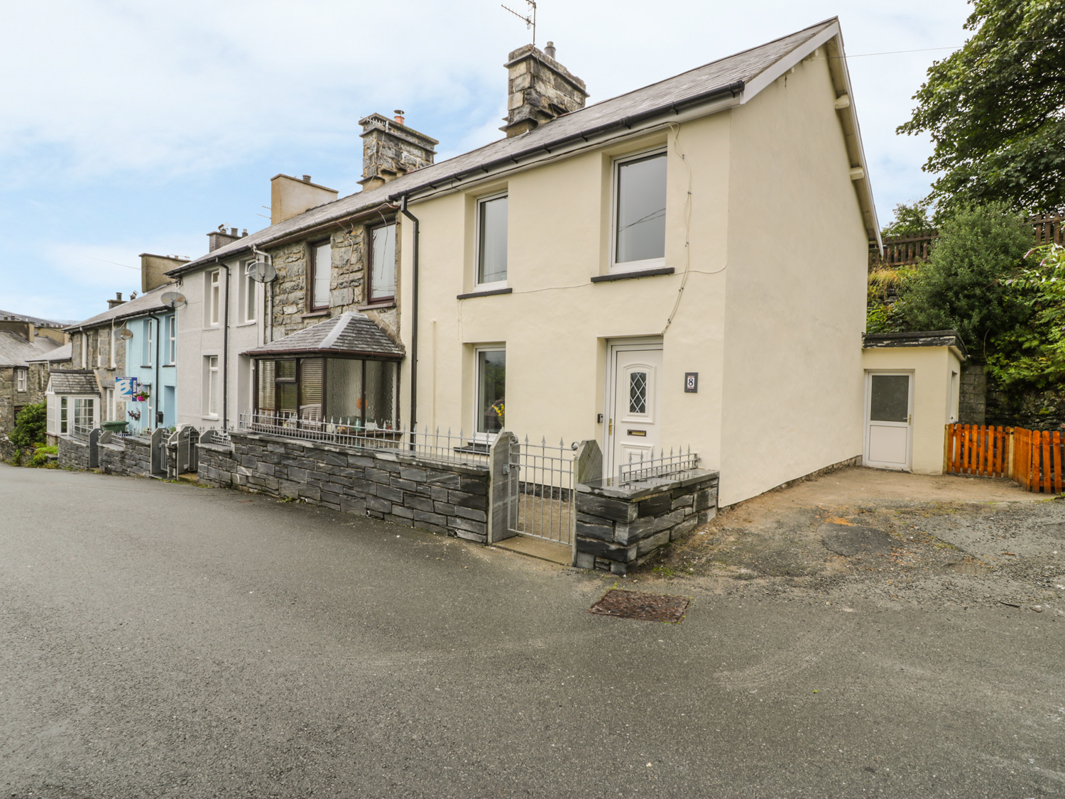 Moelwyn Cottage
