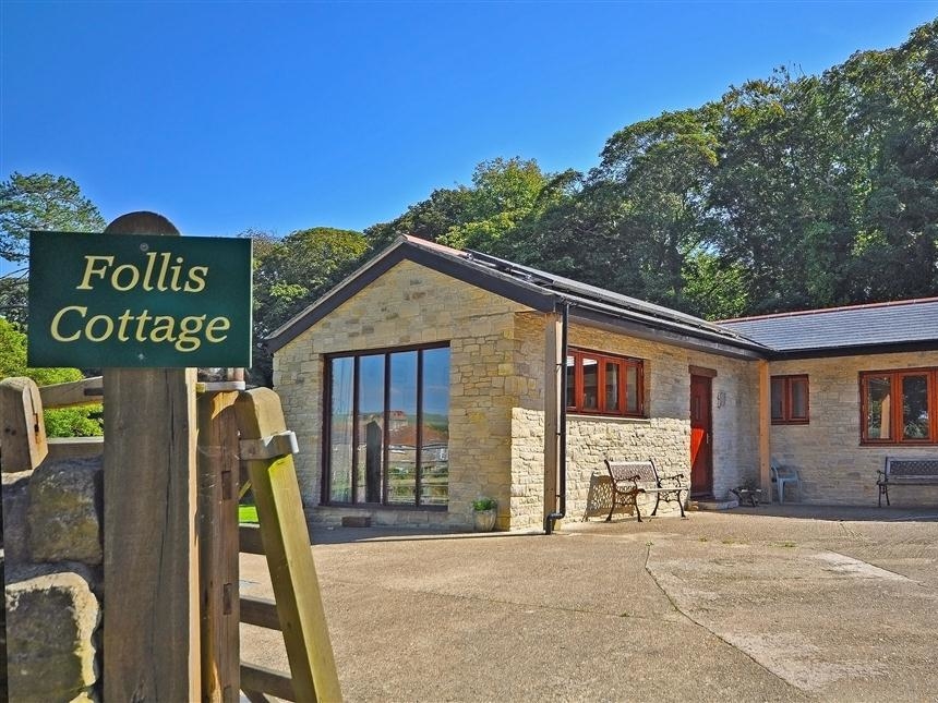 Follis Cottage