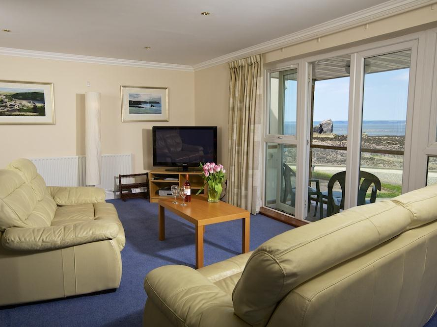 10 Thurlestone Rock
