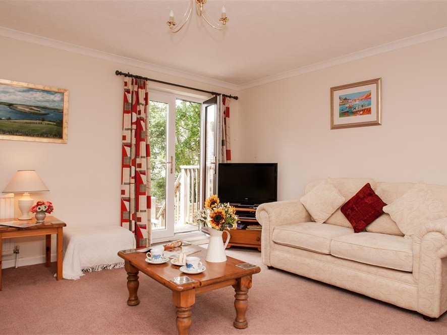4 Rosemount Court