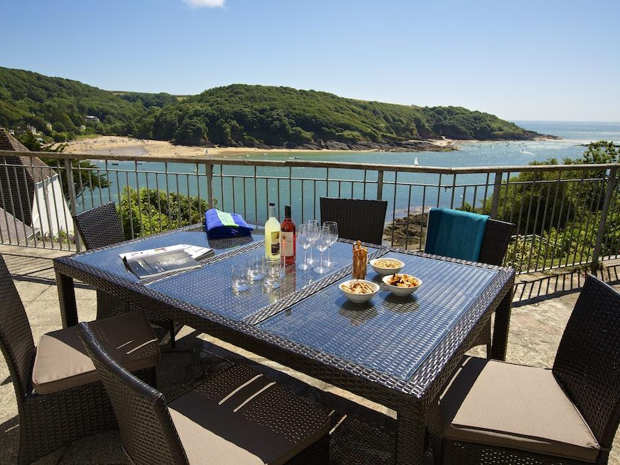 The Garden House, Woodside Beach