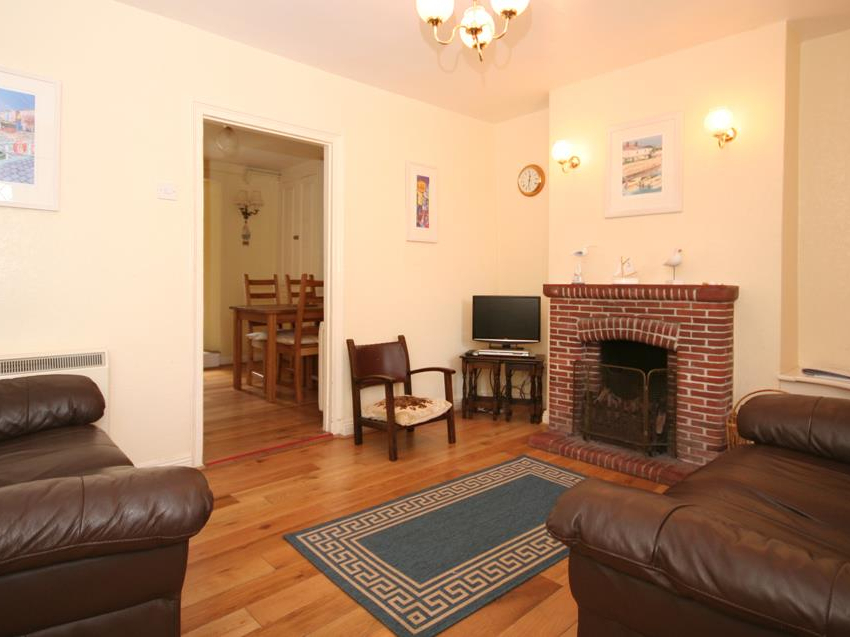 Aune Cottage