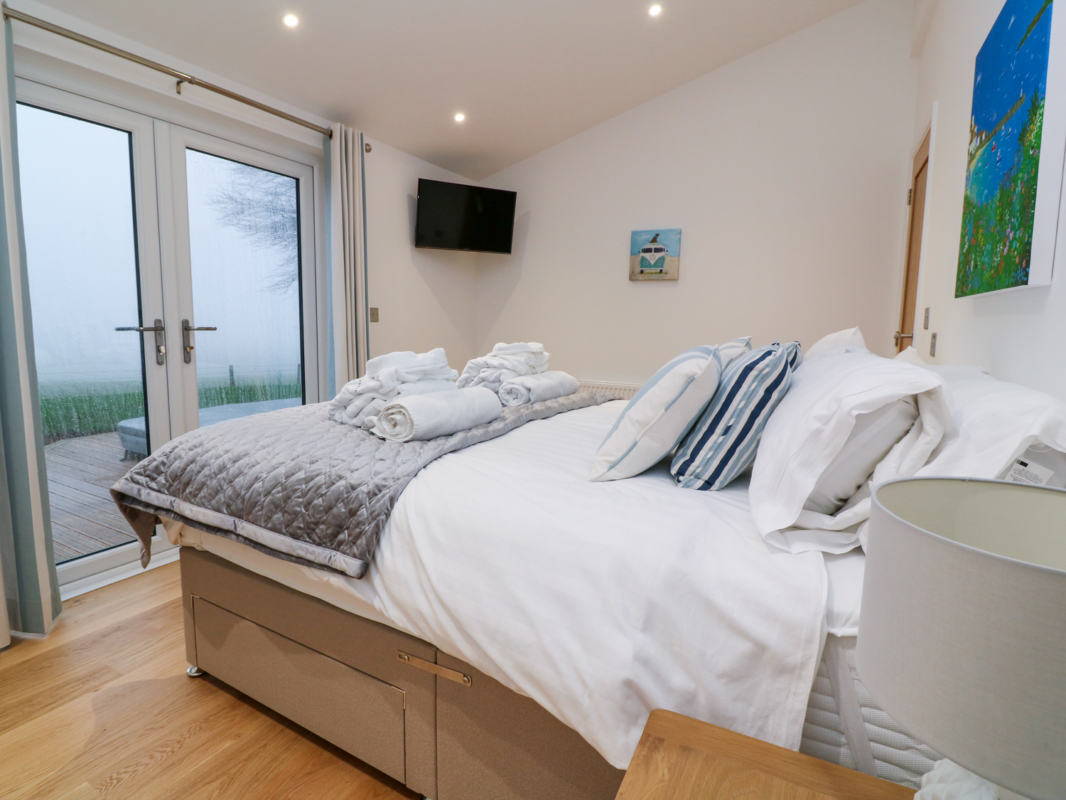 9 Faraway Fields In Dobwalls This Lovely Lodge Is Situated In